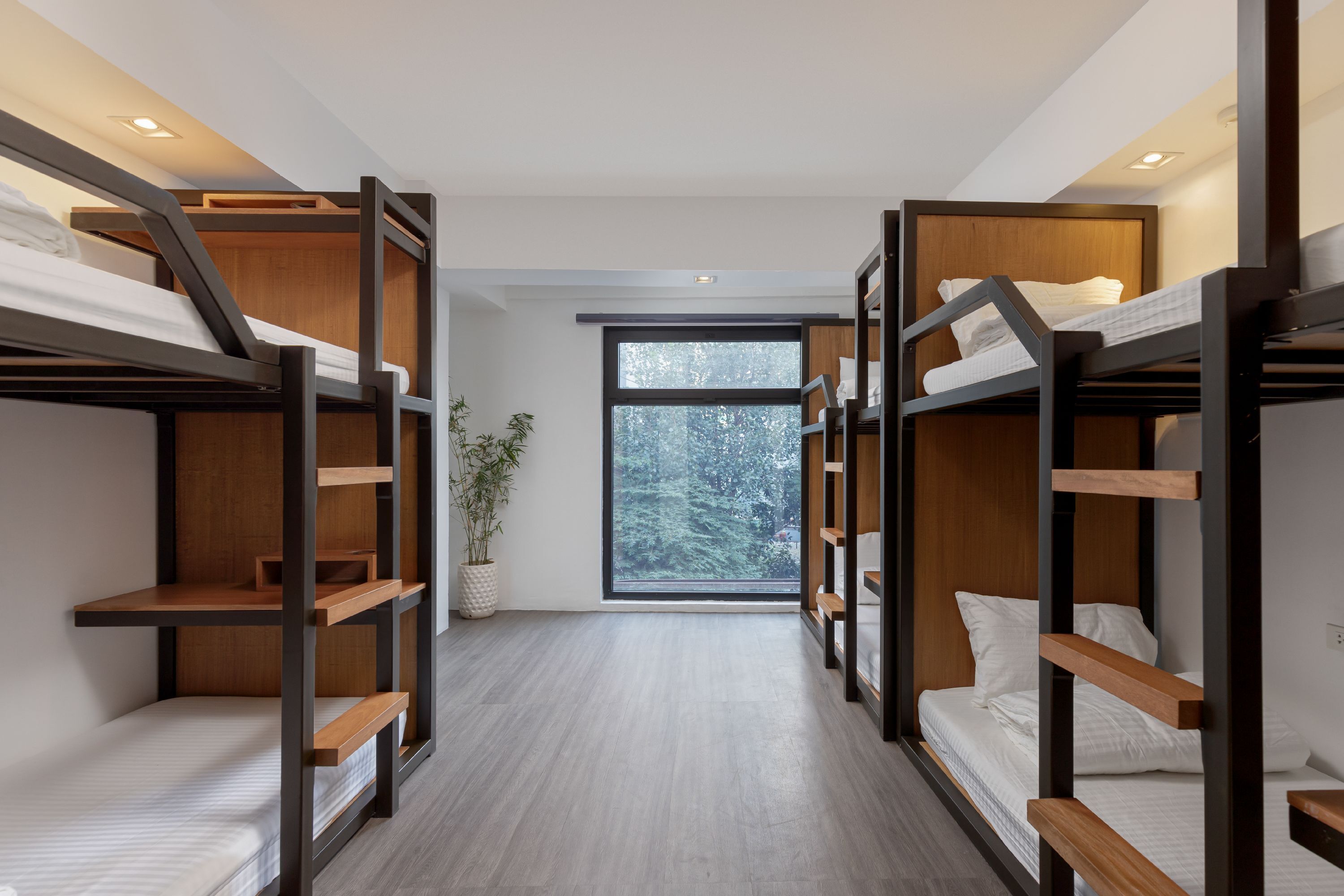 Draper Startup House for Entrepreneurs Hotel