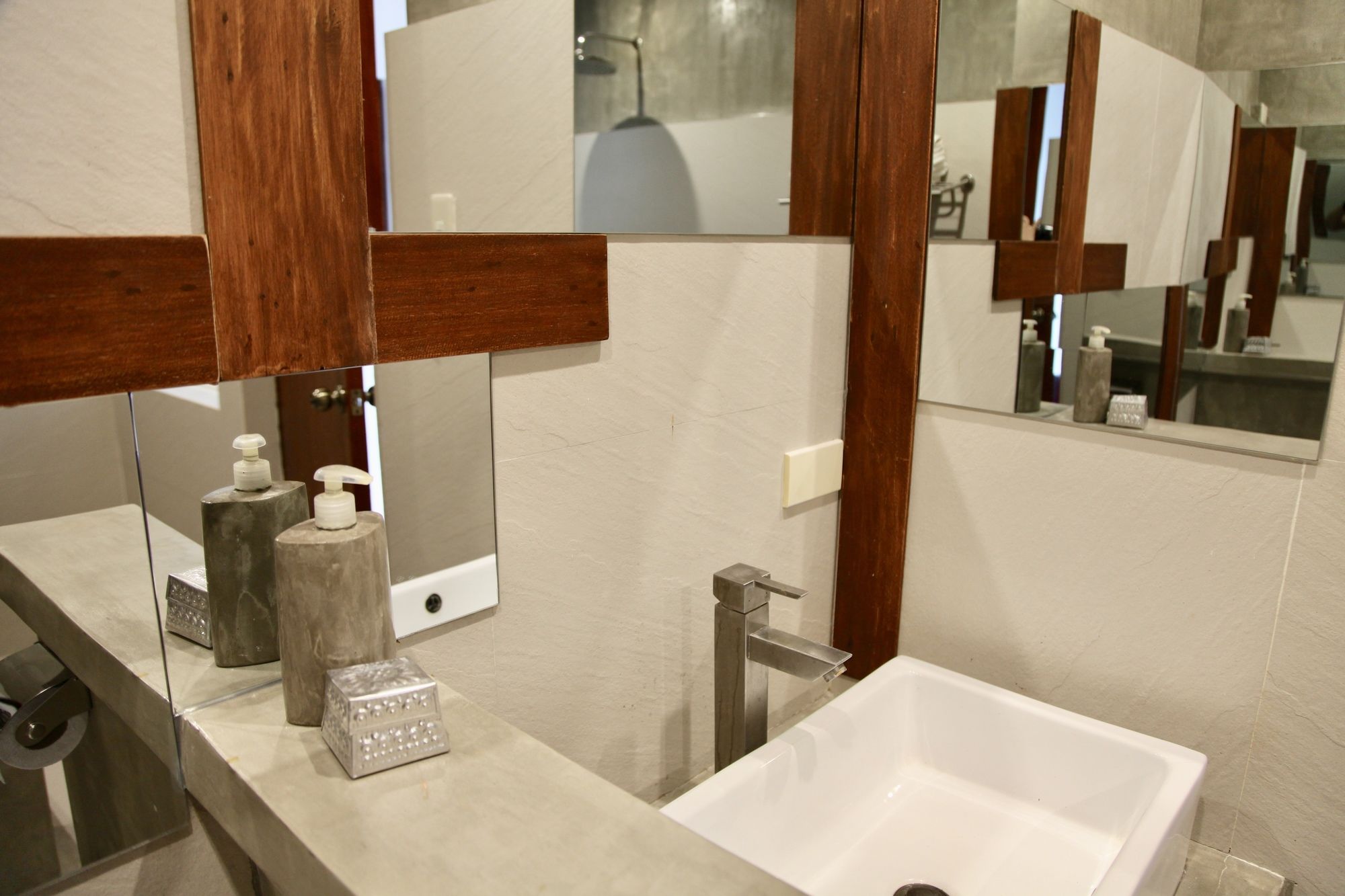Element Boutique Hotel