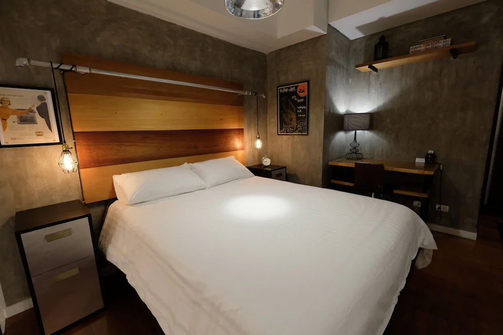 Eton Residences Greenbelt by Stayhome Asia
