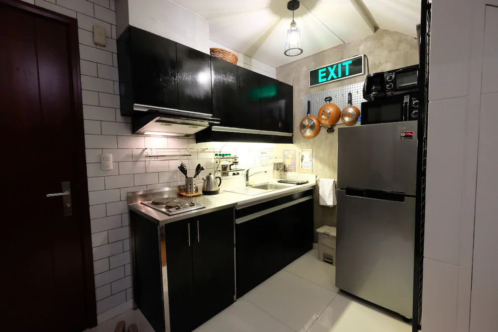 Eton Residences Greenbelt by Stayhome Asia