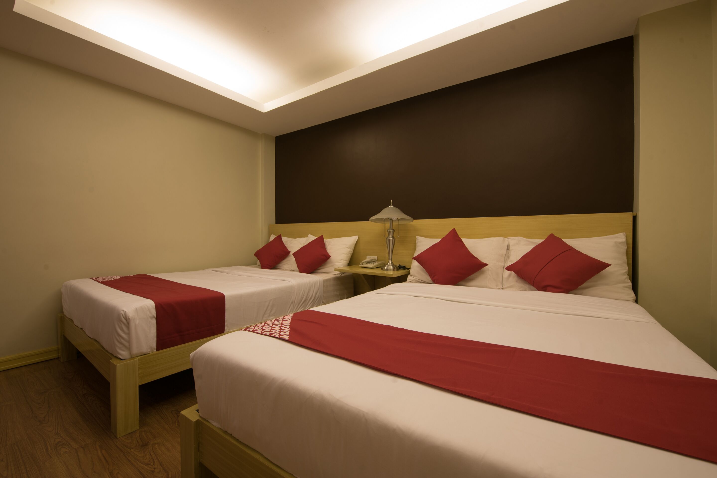 Festive Hotel by OYO