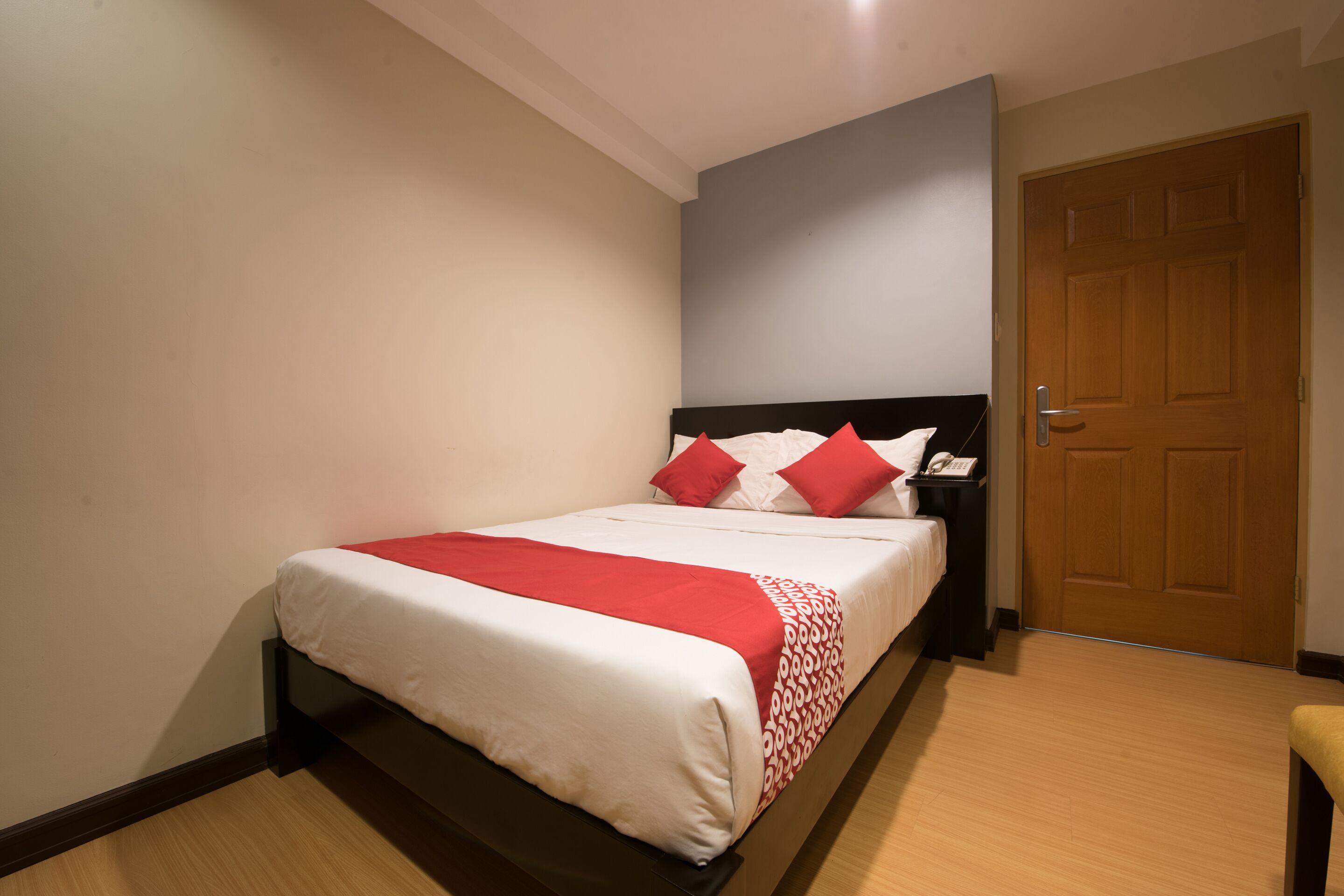 Festive Hotel by OYO