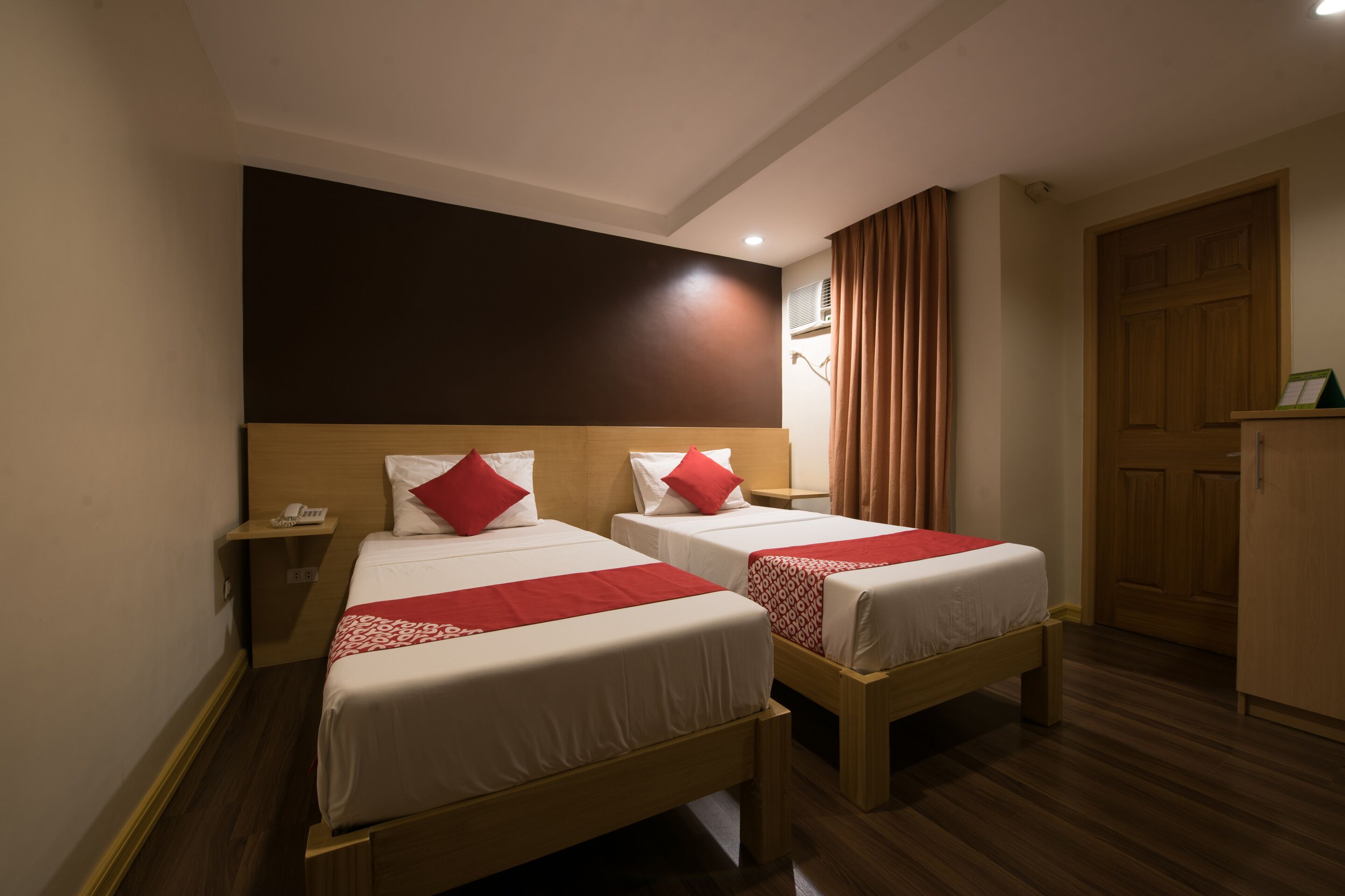 Festive Hotel by OYO