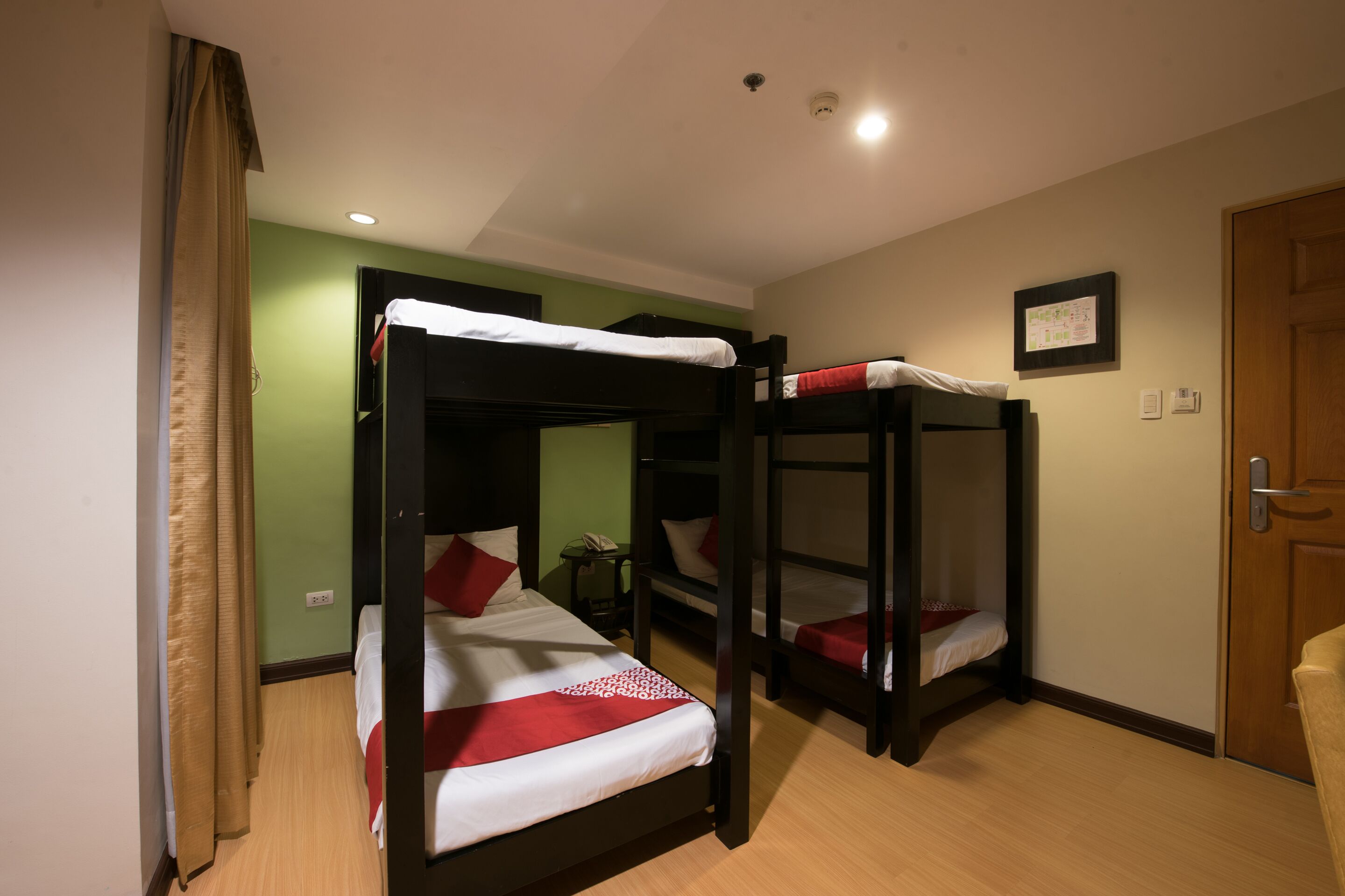 Festive Hotel by OYO