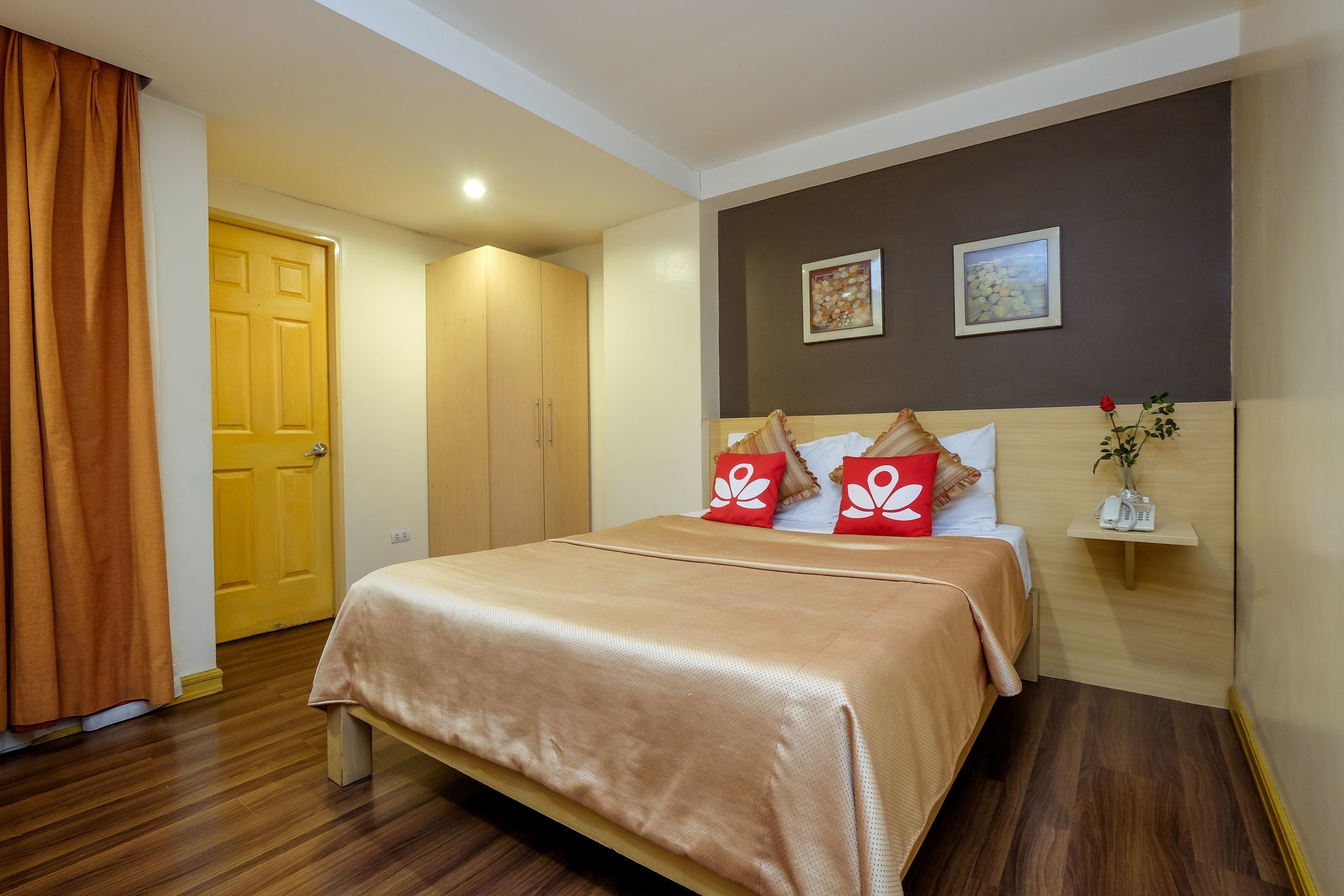 Festive Hotel by Zen Rooms