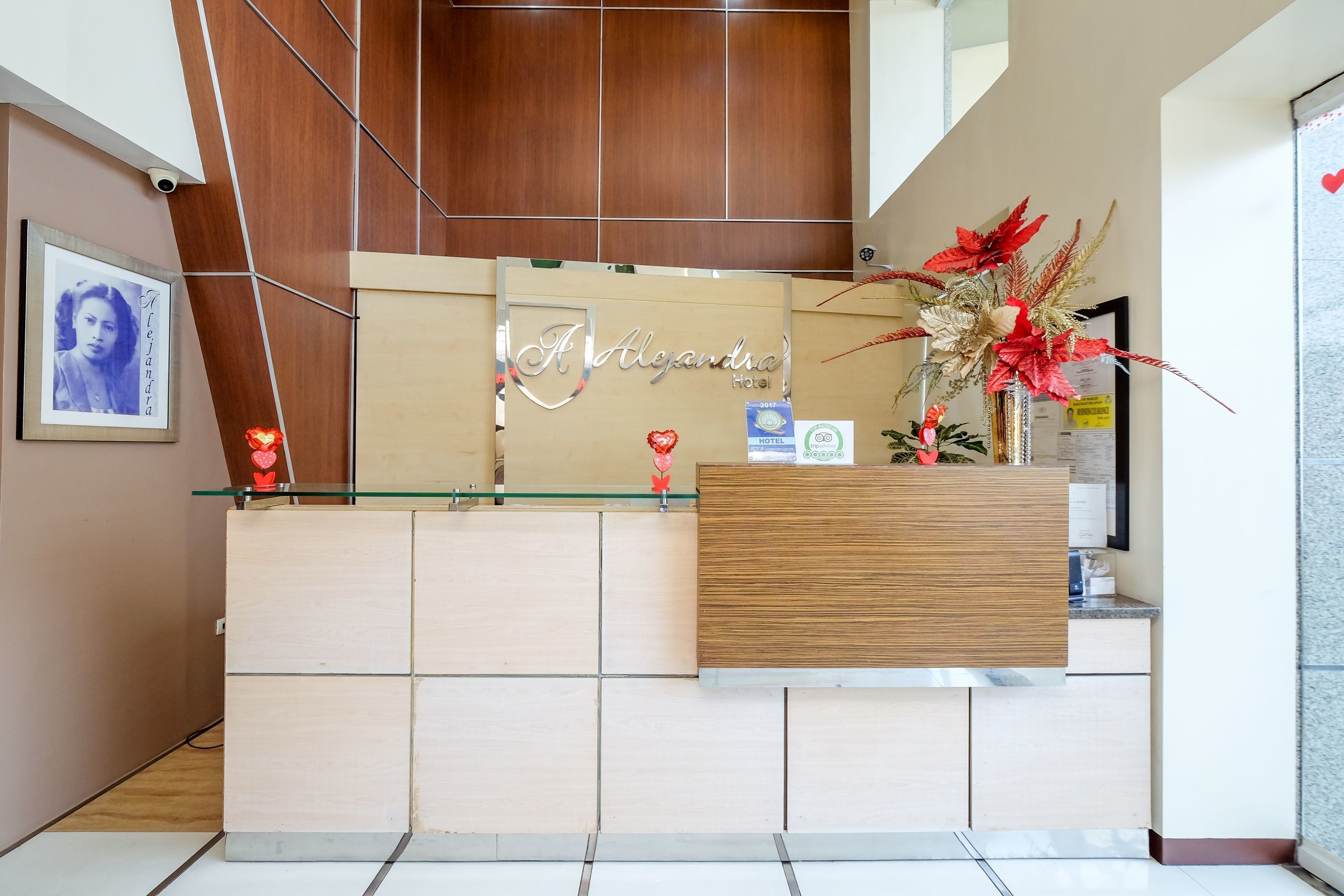 Festive Hotel by Zen Rooms