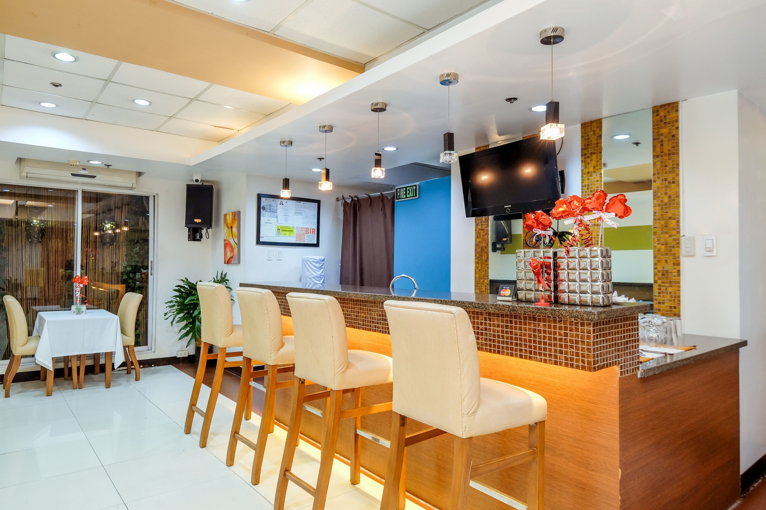 Festive Hotel by Zen Rooms