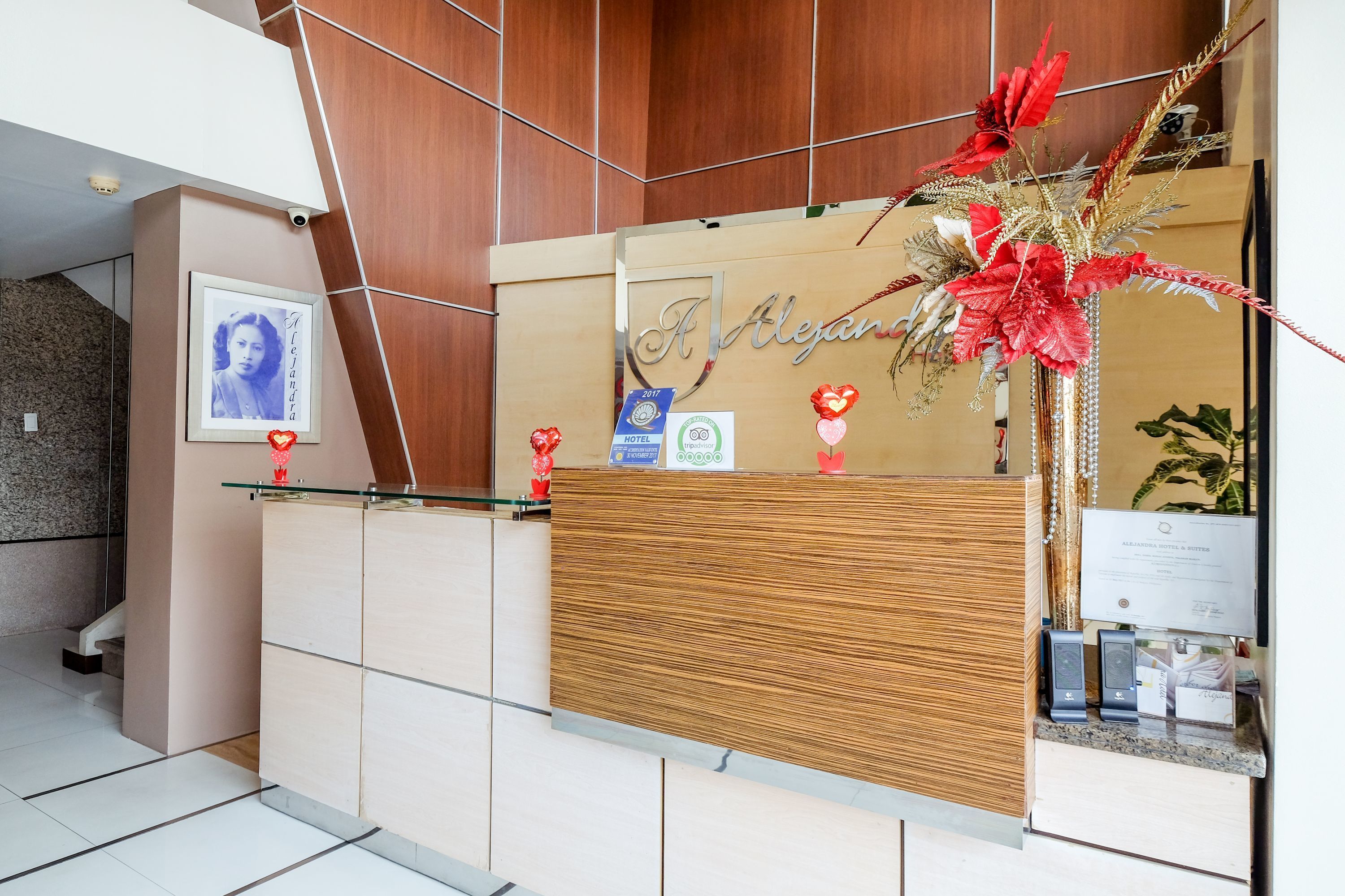 Festive Hotel by Zen Rooms