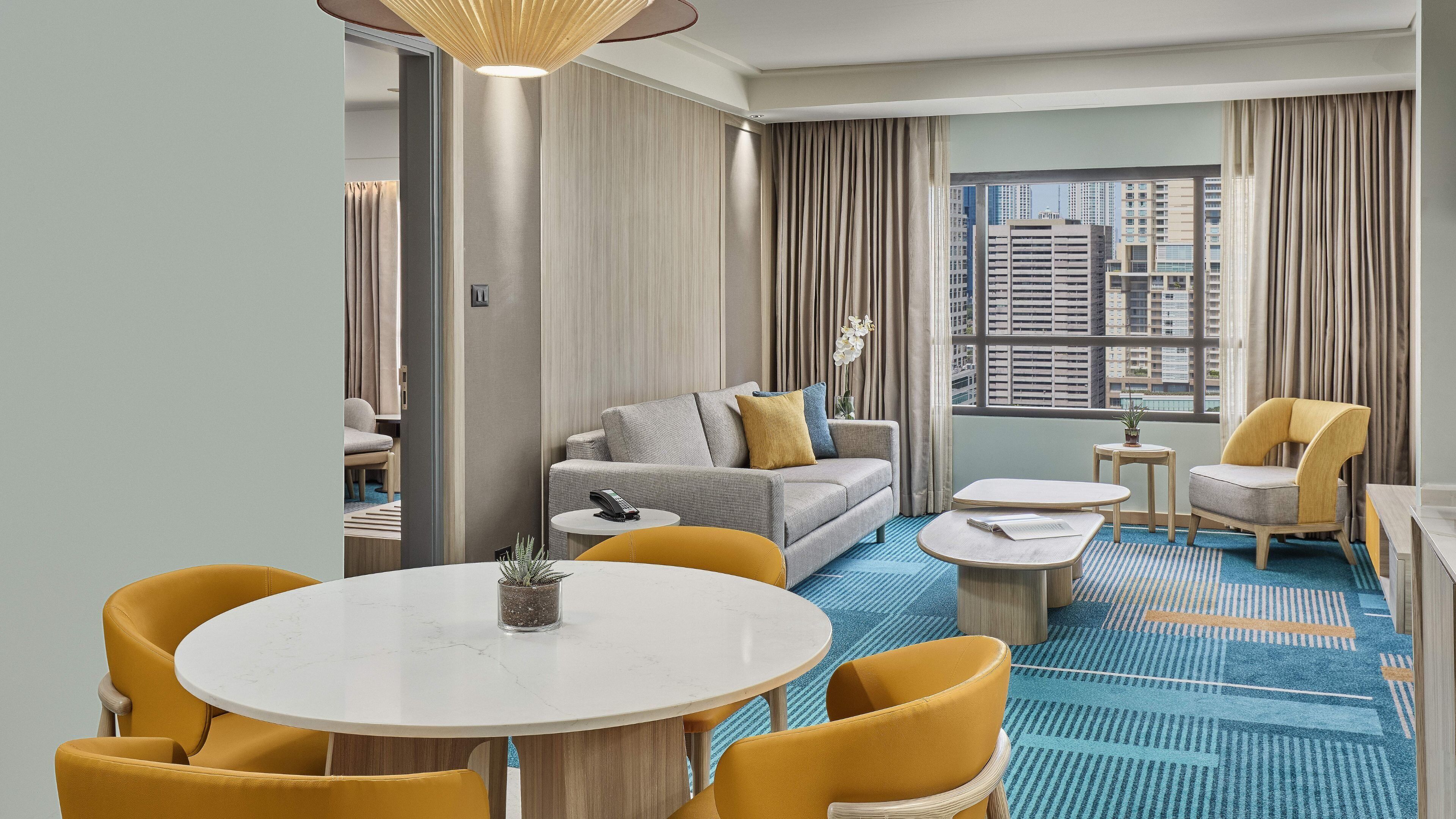 Holiday Inn Makati