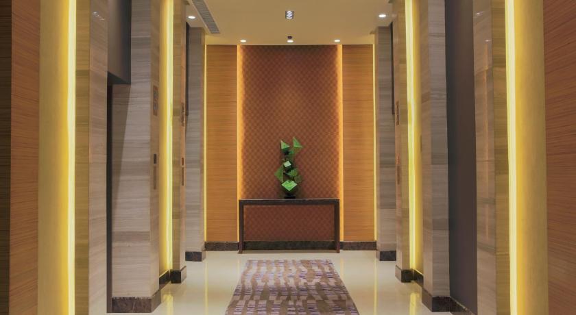 Holiday Inn Makati