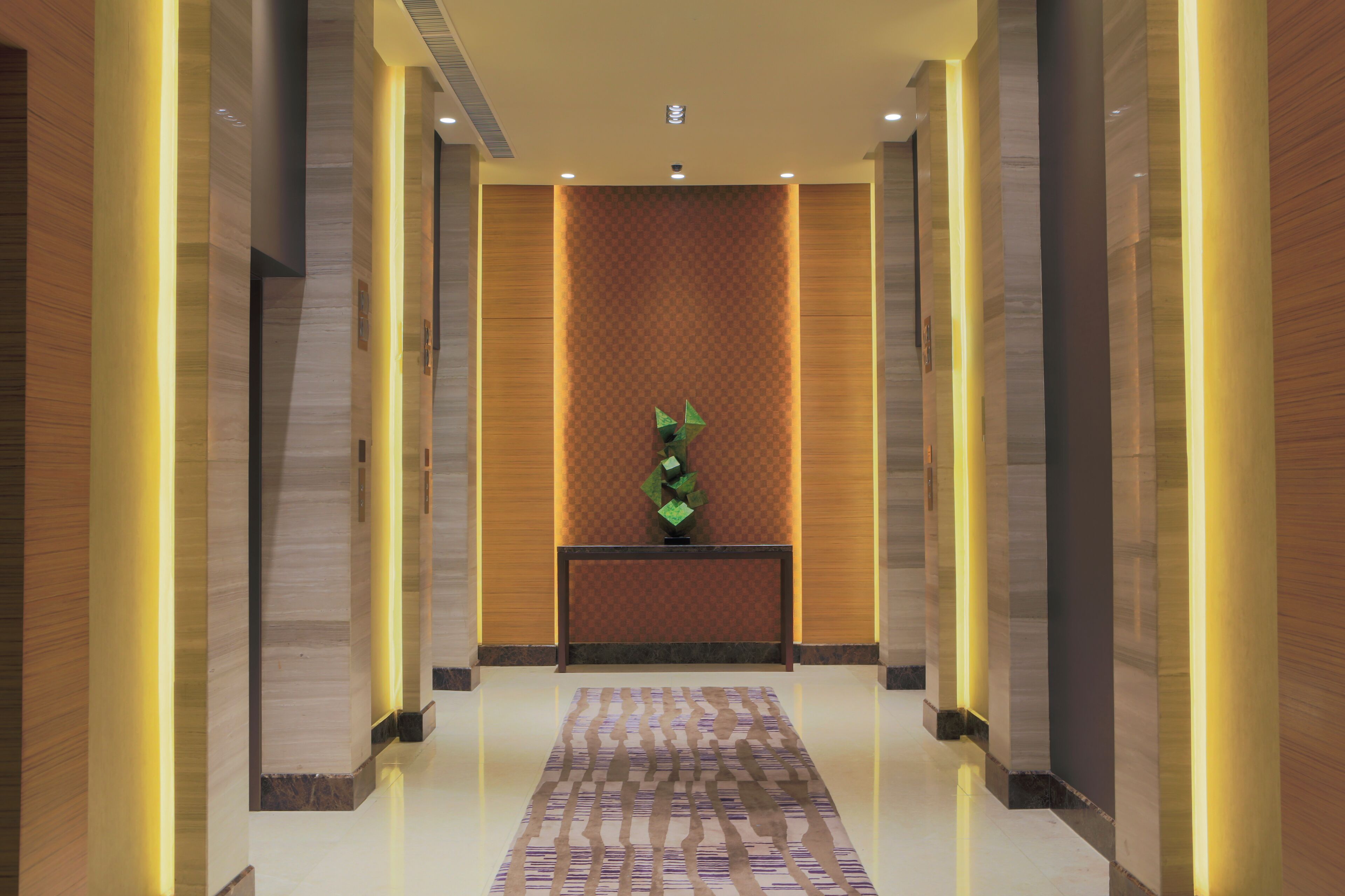 Holiday Inn Makati