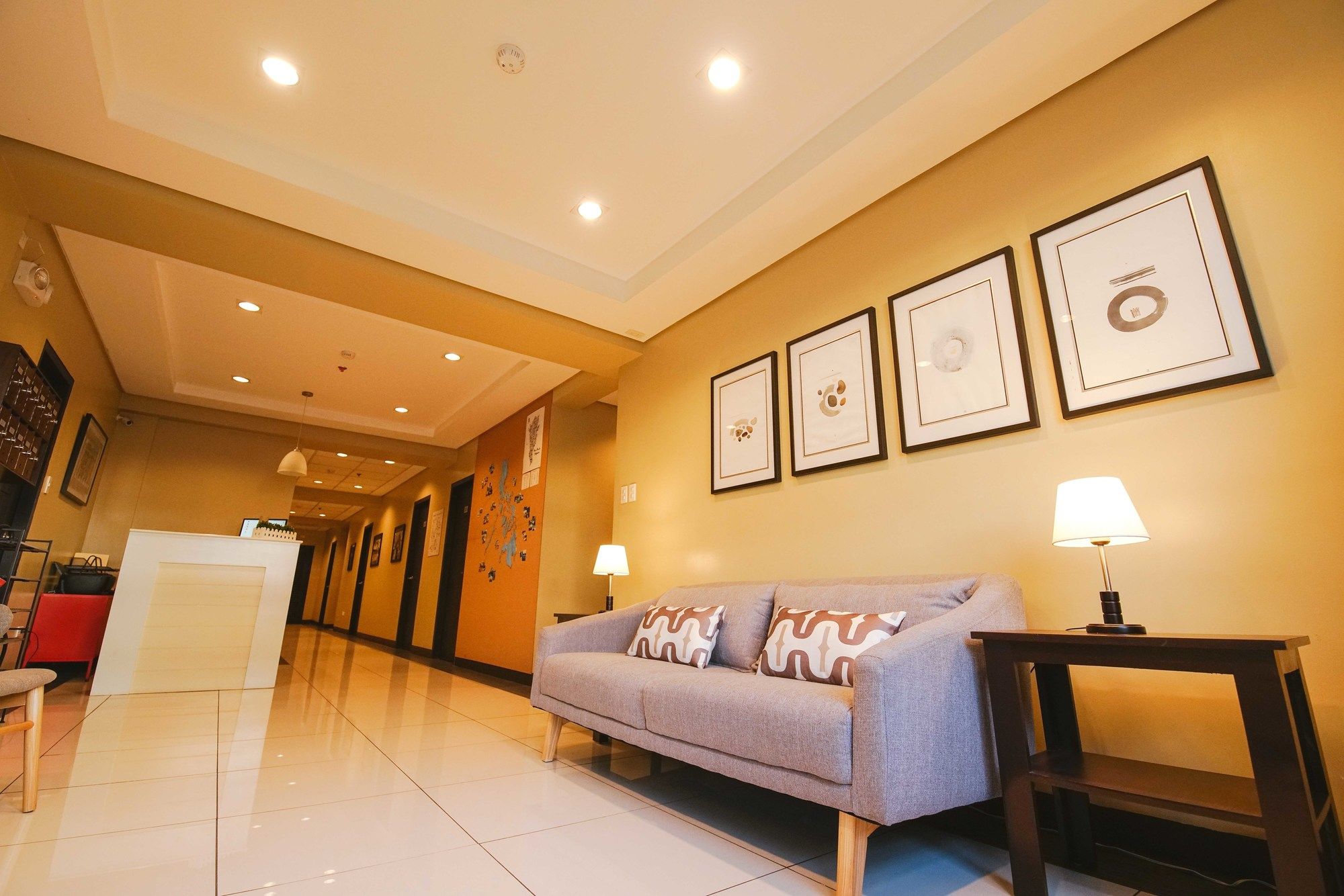 Hometown Hotel Makati Edsa