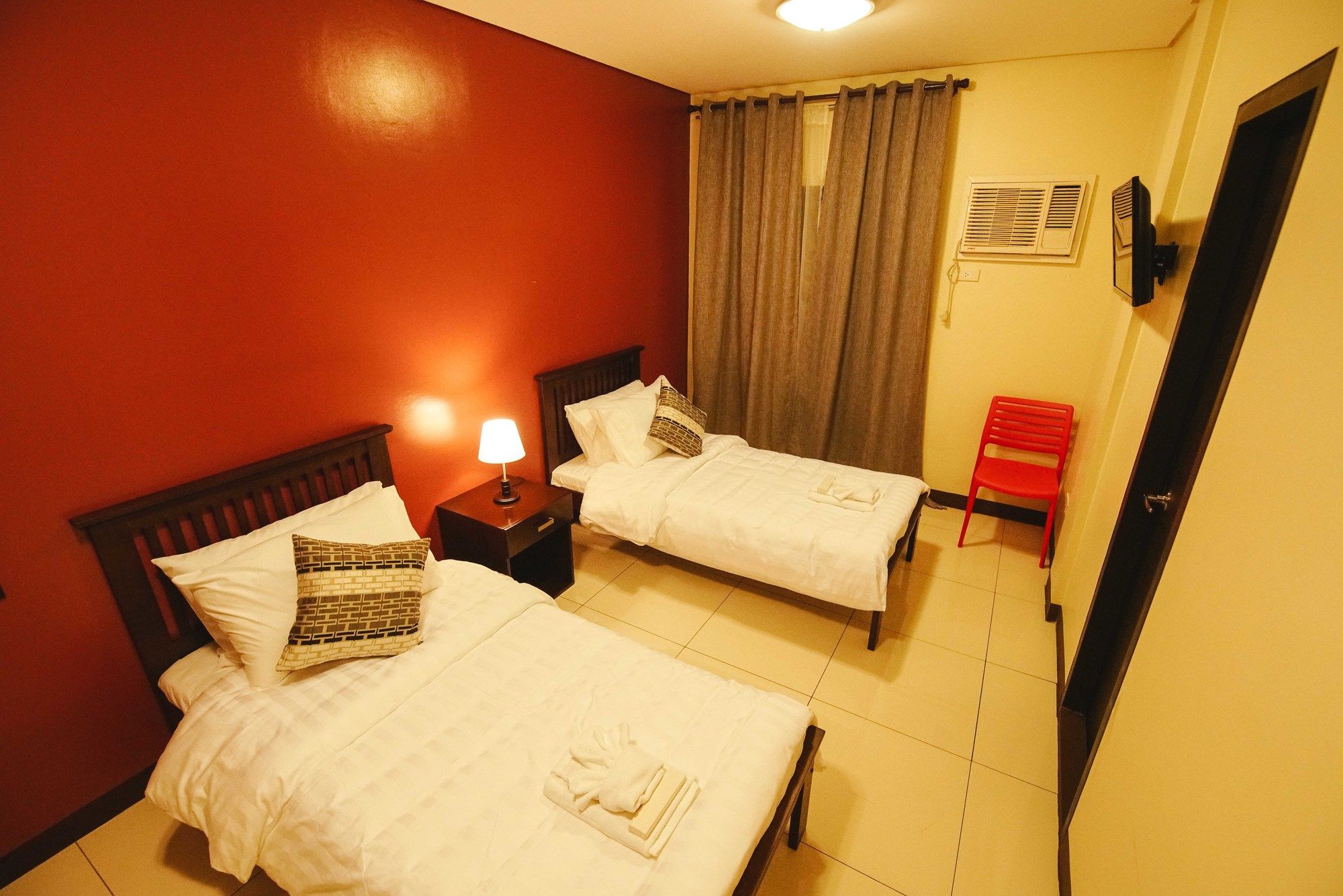 Hometown Hotel Makati Edsa