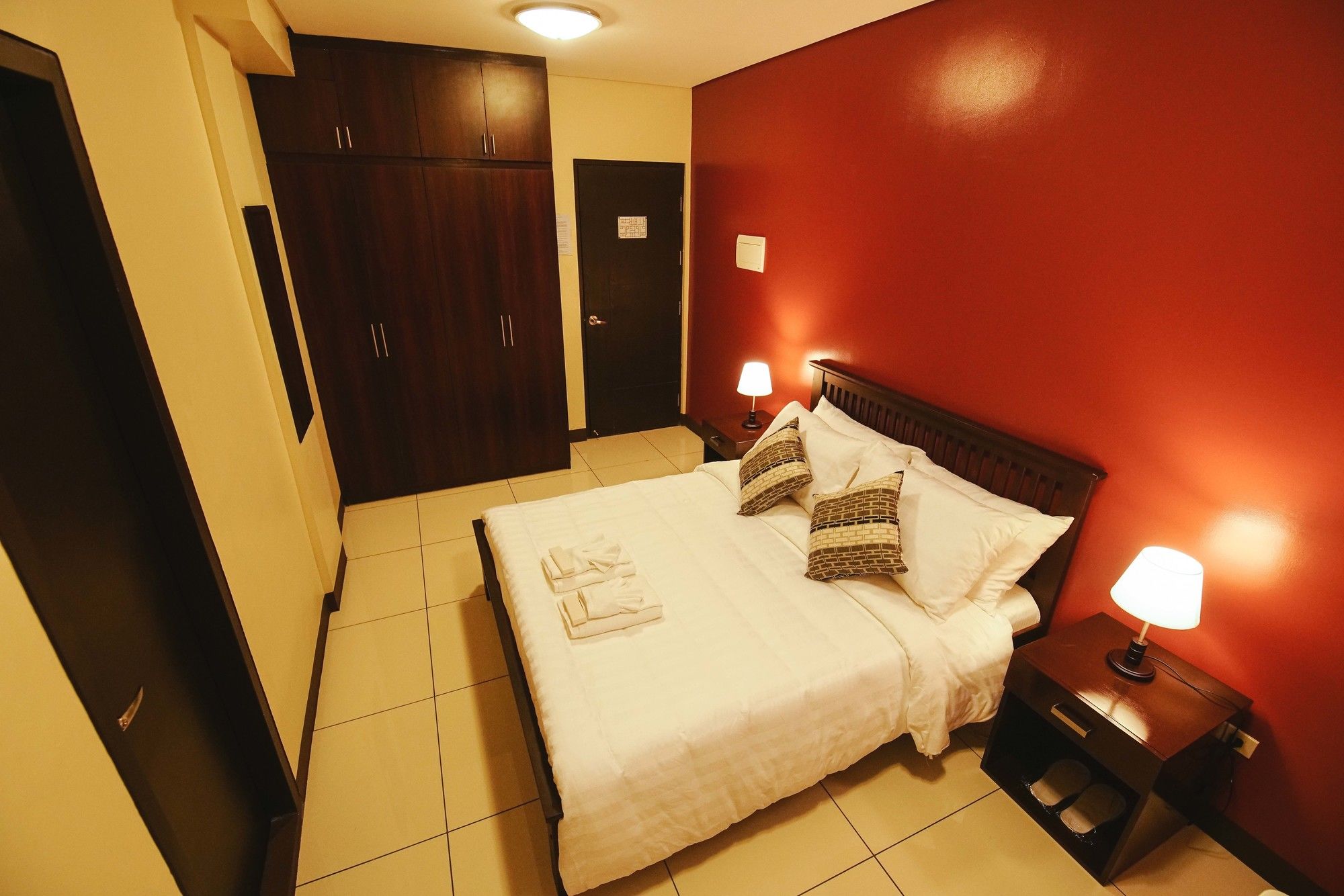Hometown Hotel Makati Edsa
