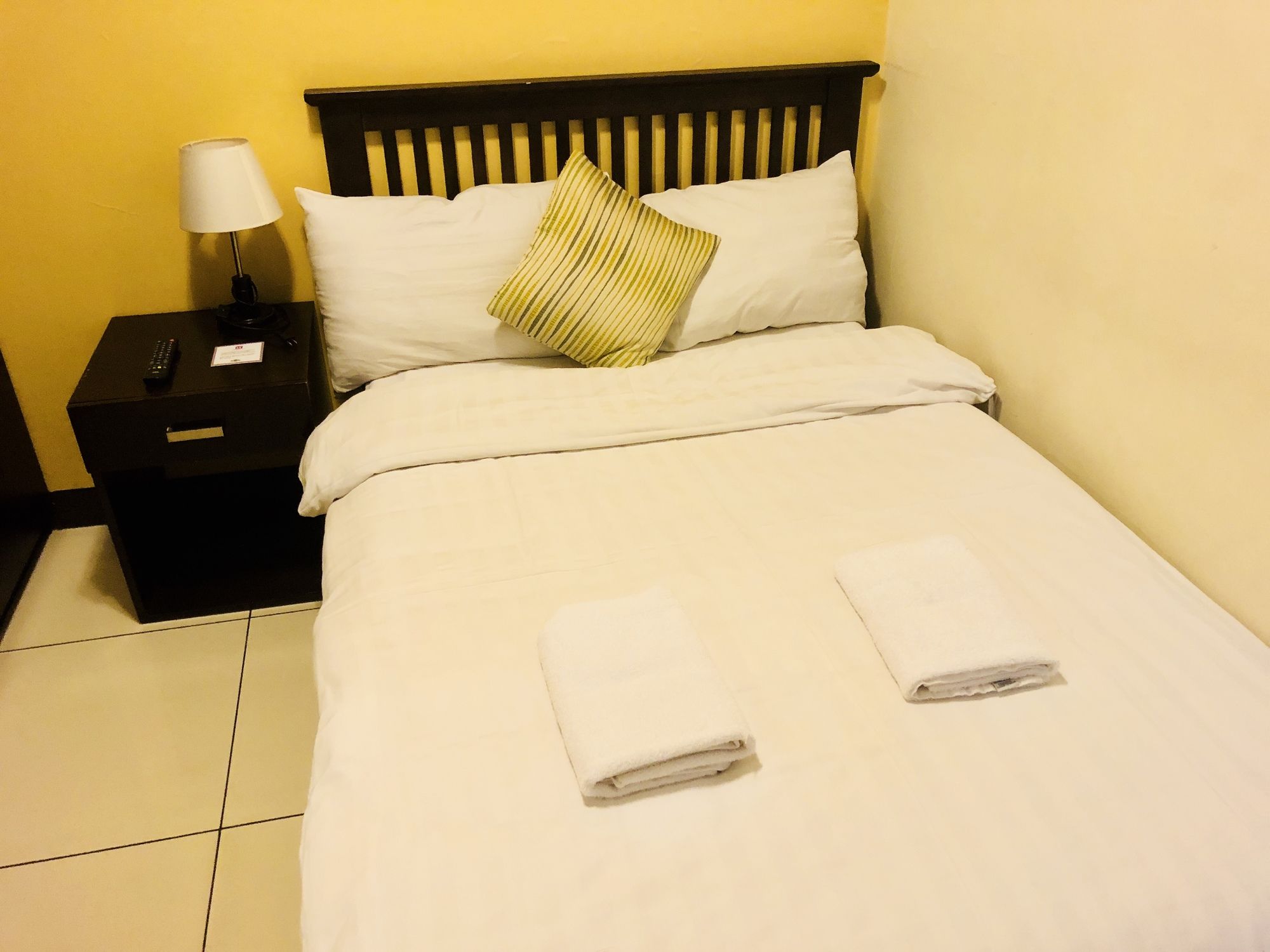 Hometown Hotel Makati Edsa