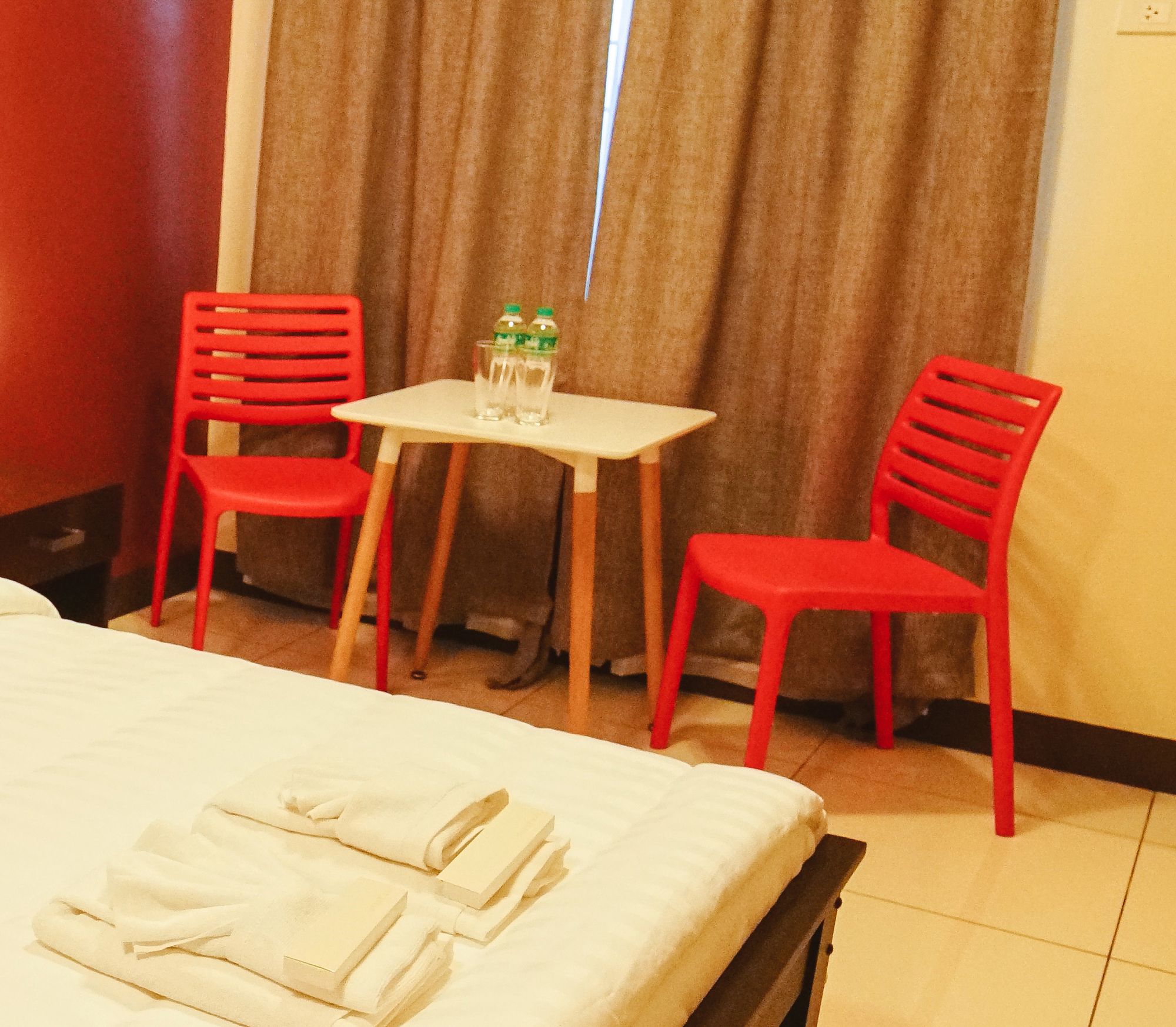 Hometown Hotel Makati Edsa