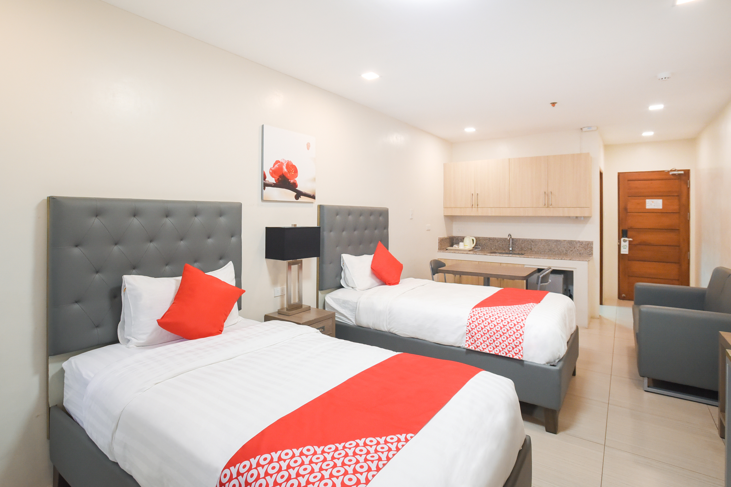 Hotel Merlo by OYO