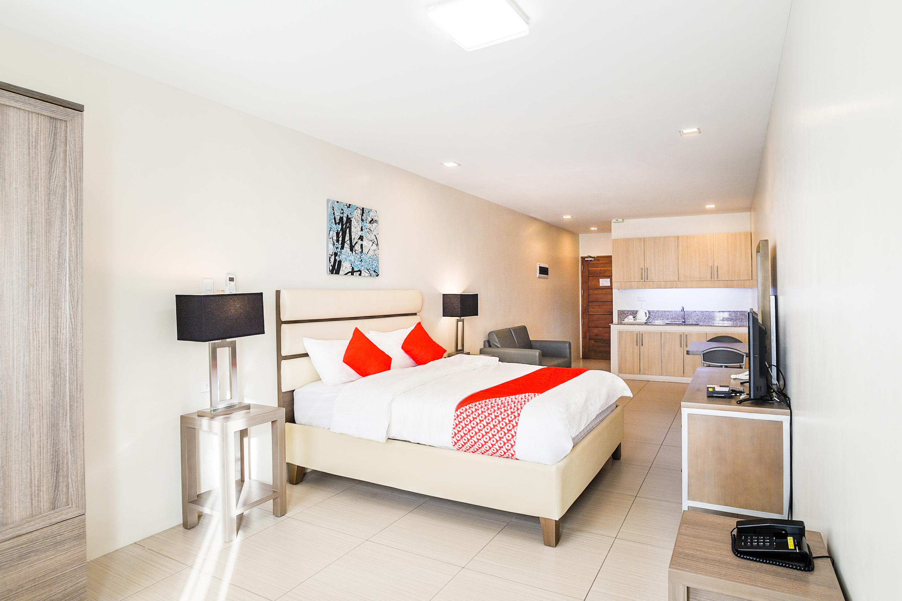 Hotel Merlo by OYO