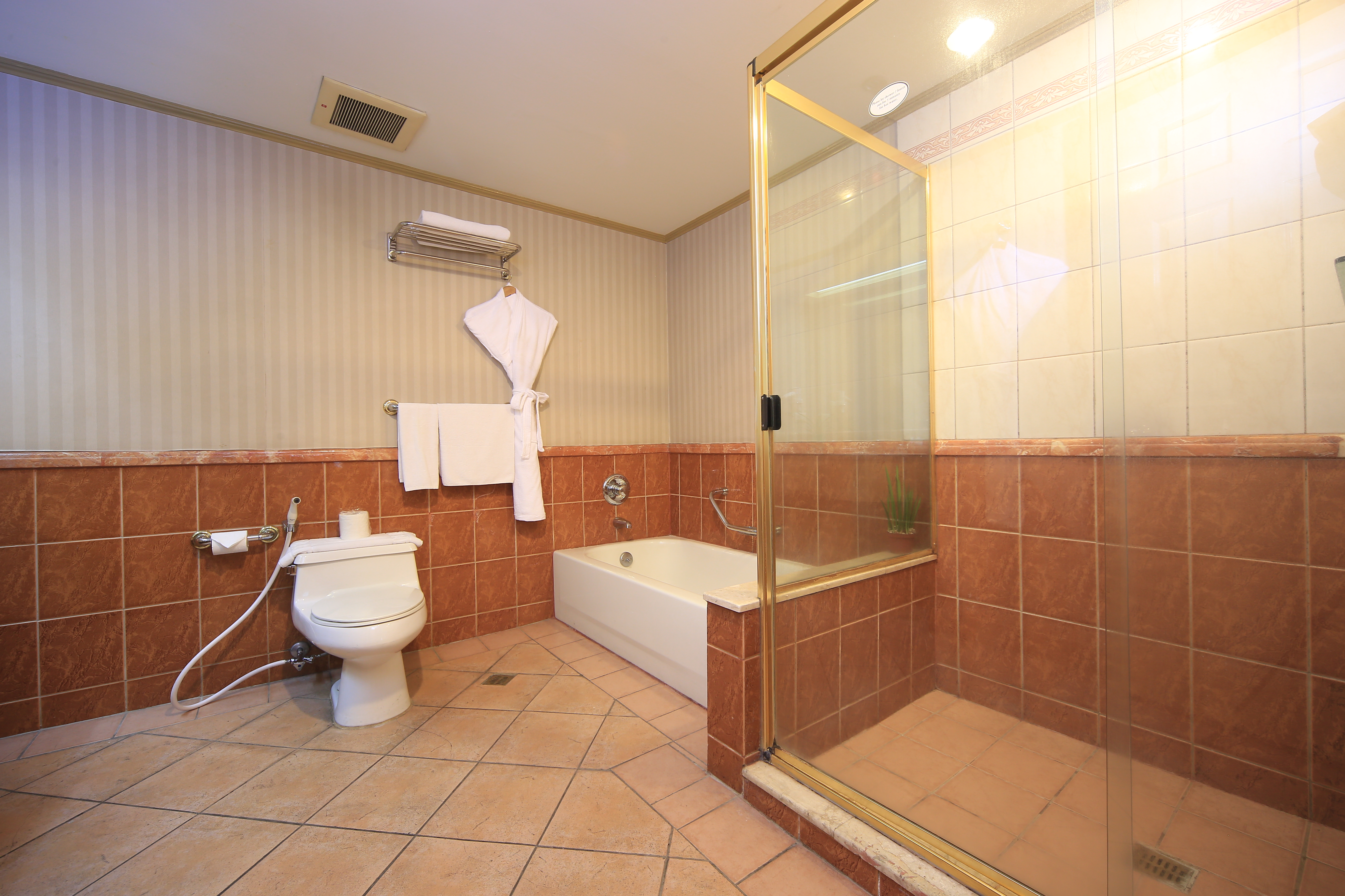 Infinity Tower Suites Makati