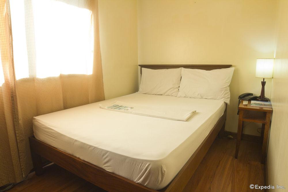 Isabelle Royale Hotel & Suites