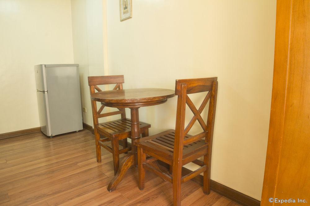 Isabelle Royale Hotel & Suites