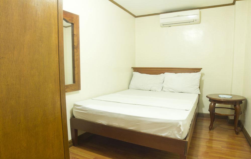 Isabelle Royale Hotel & Suites