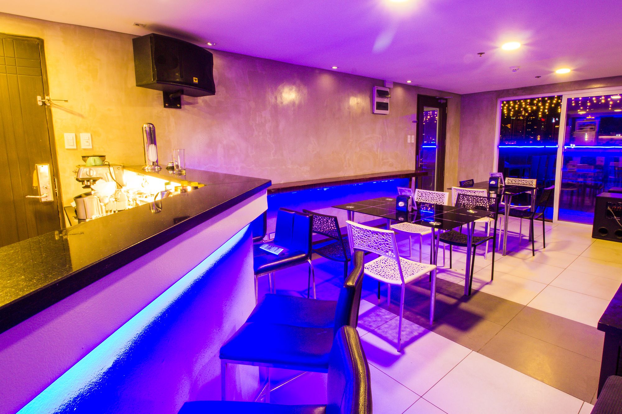 Jade Hotel and Suites Makati