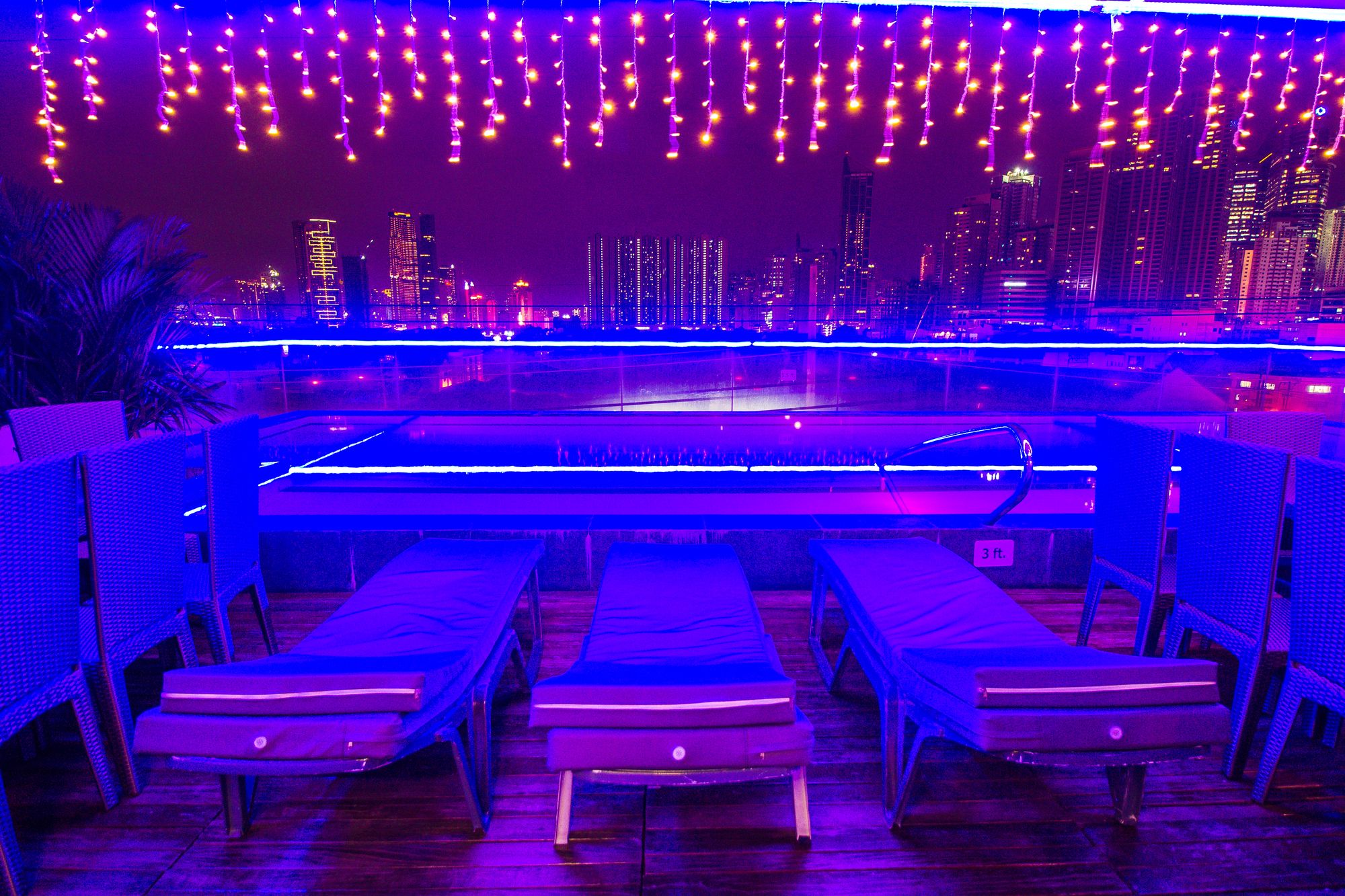 Jade Hotel and Suites Makati