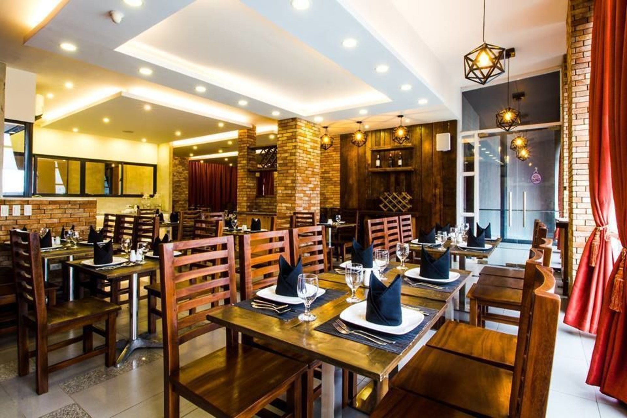 Jade Hotel and Suites Makati
