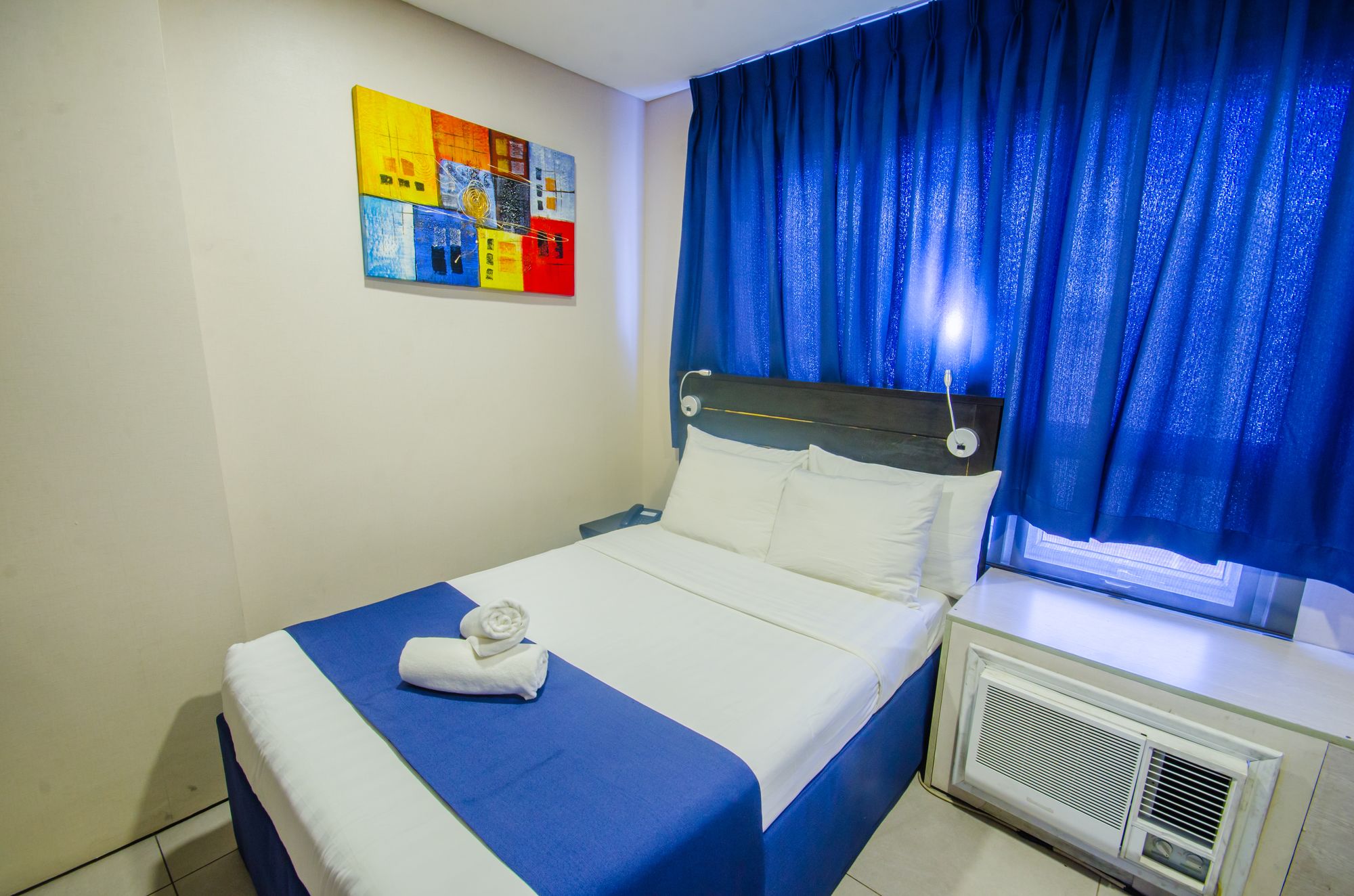Jade Hotel and Suites Makati