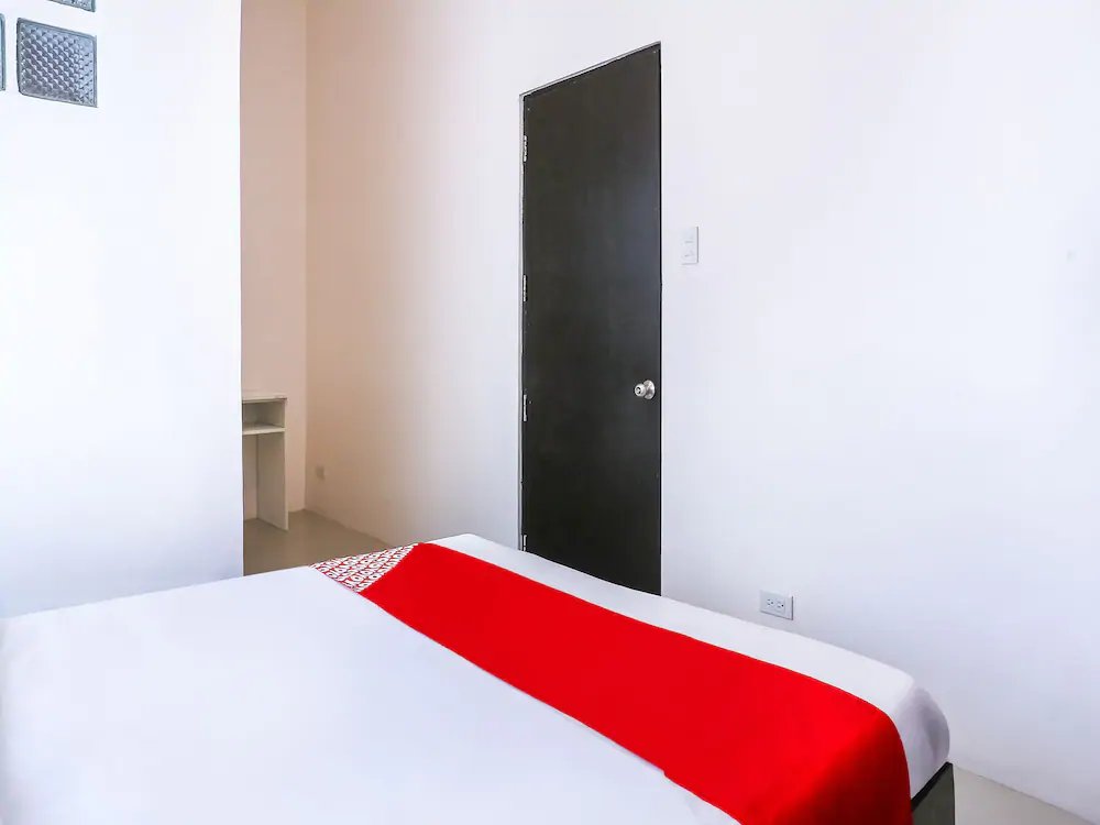 Jardin Suites by OYO Rooms