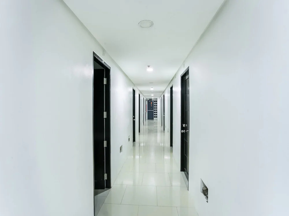 Jardin Suites by OYO Rooms