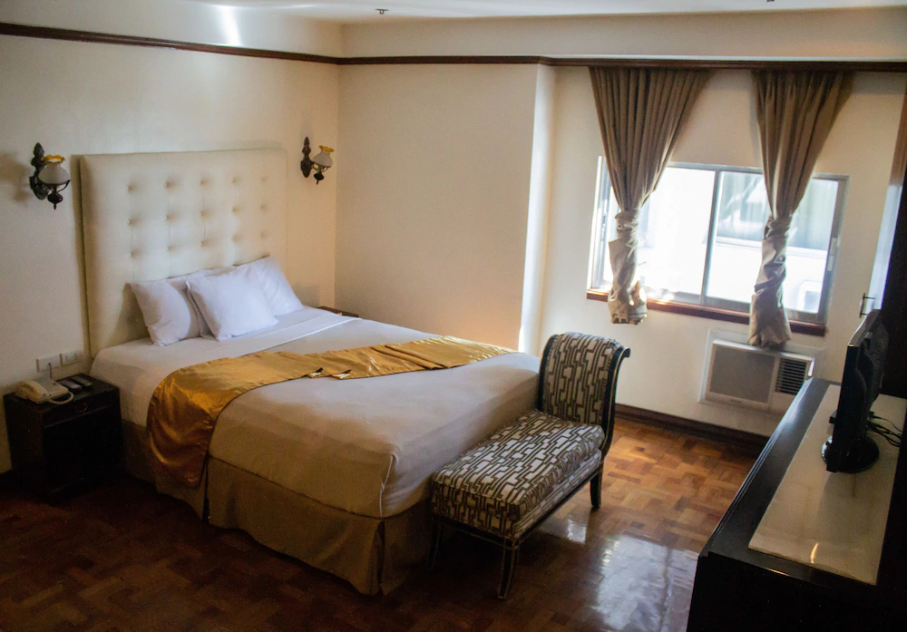 L&B Suites