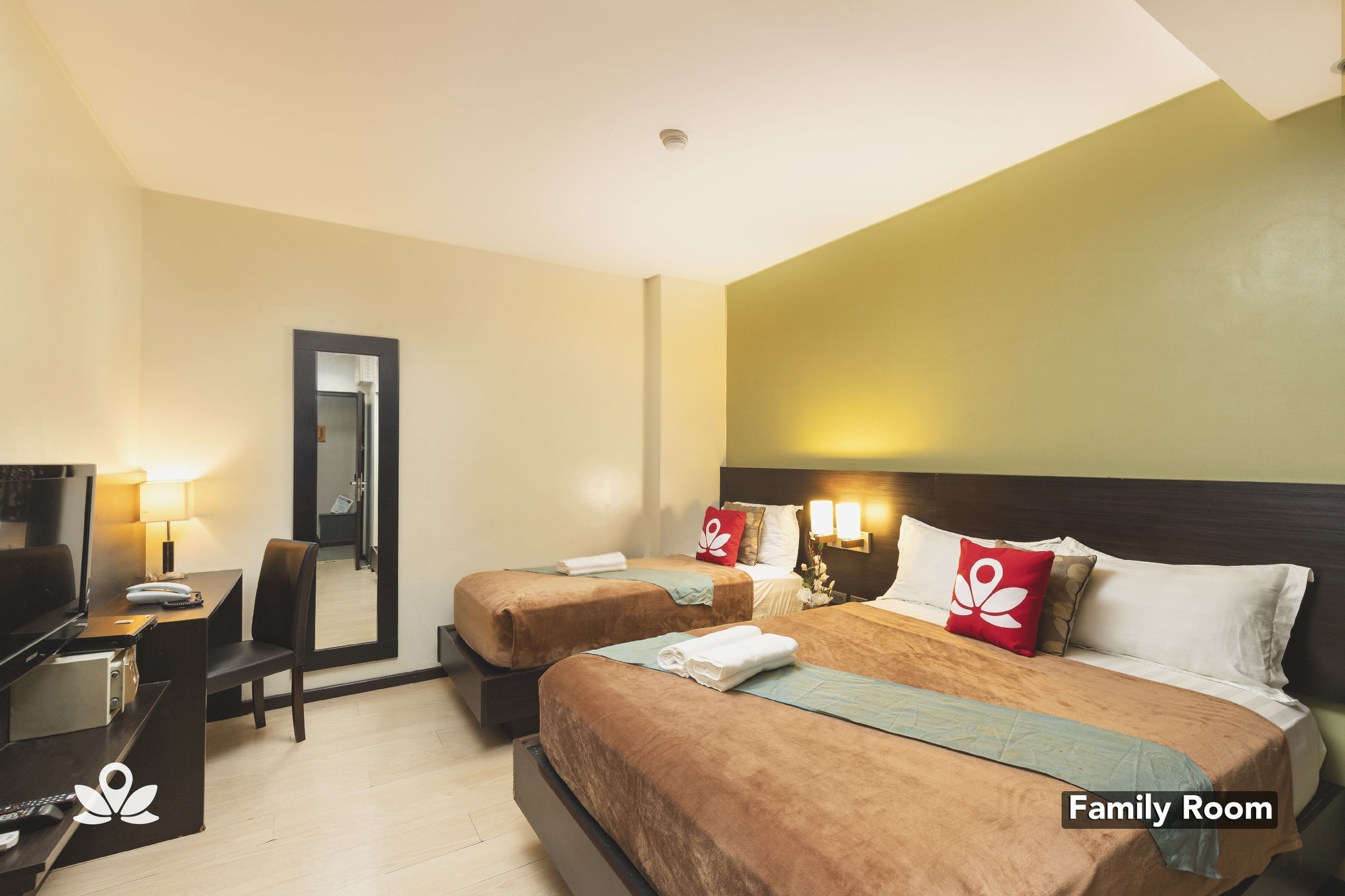 Lorenzzo Suites