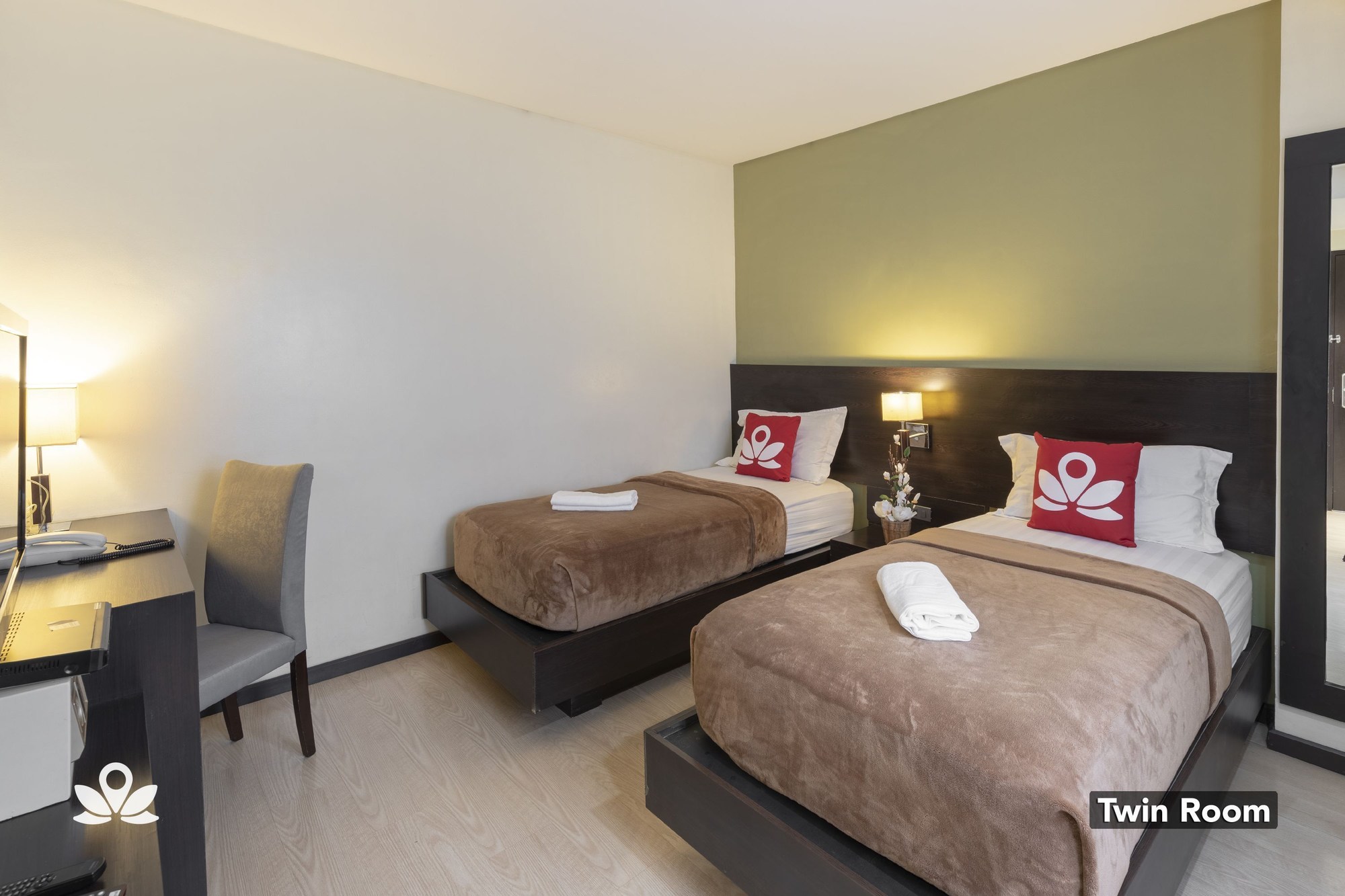 Lorenzzo Suites