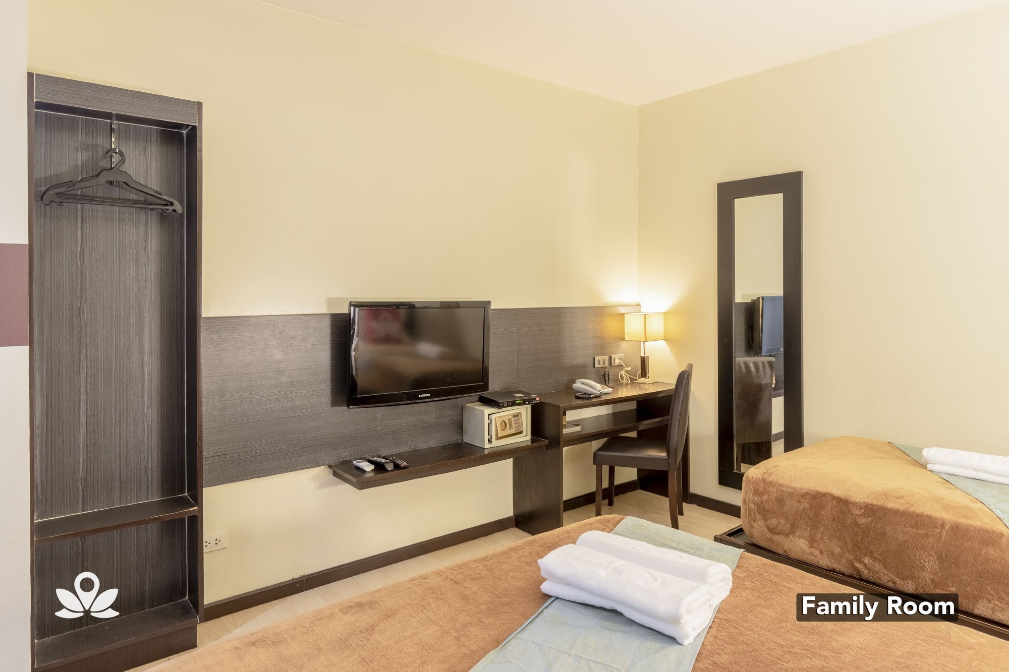 Lorenzzo Suites