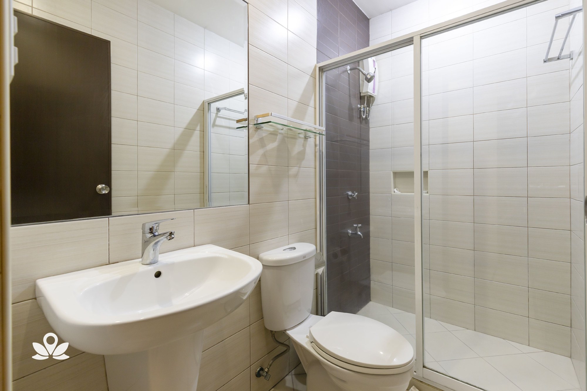 Lorenzzo Suites
