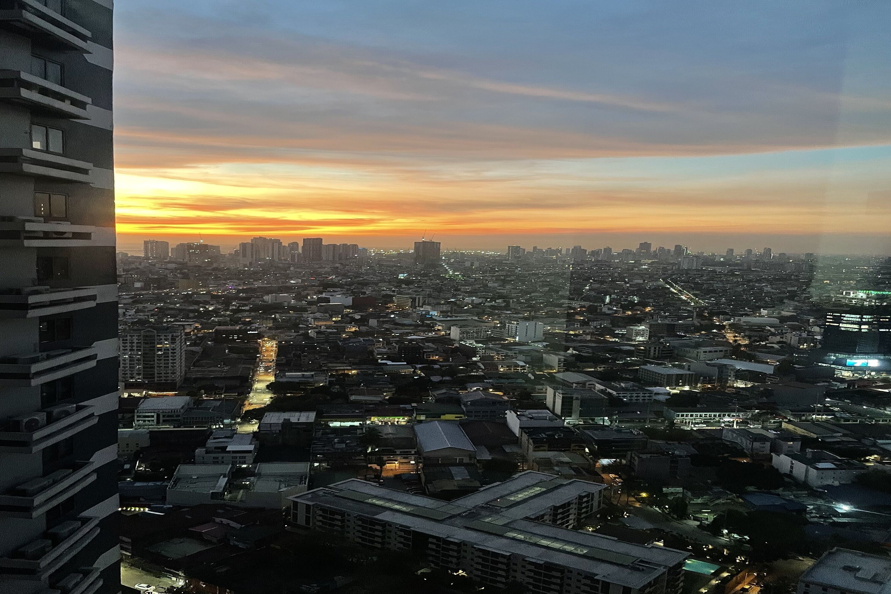 Luxe Air Residences by Makati