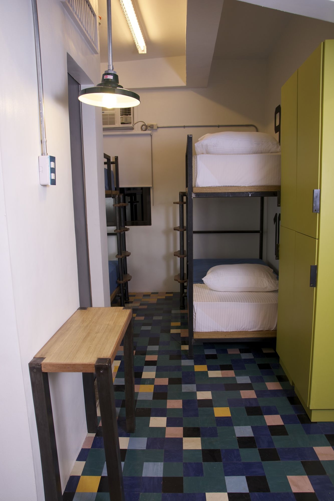 OYO 866 Junction Hostels