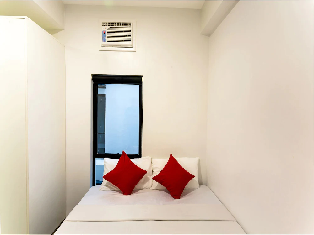 Mytown Amsterdam by OYO Rooms