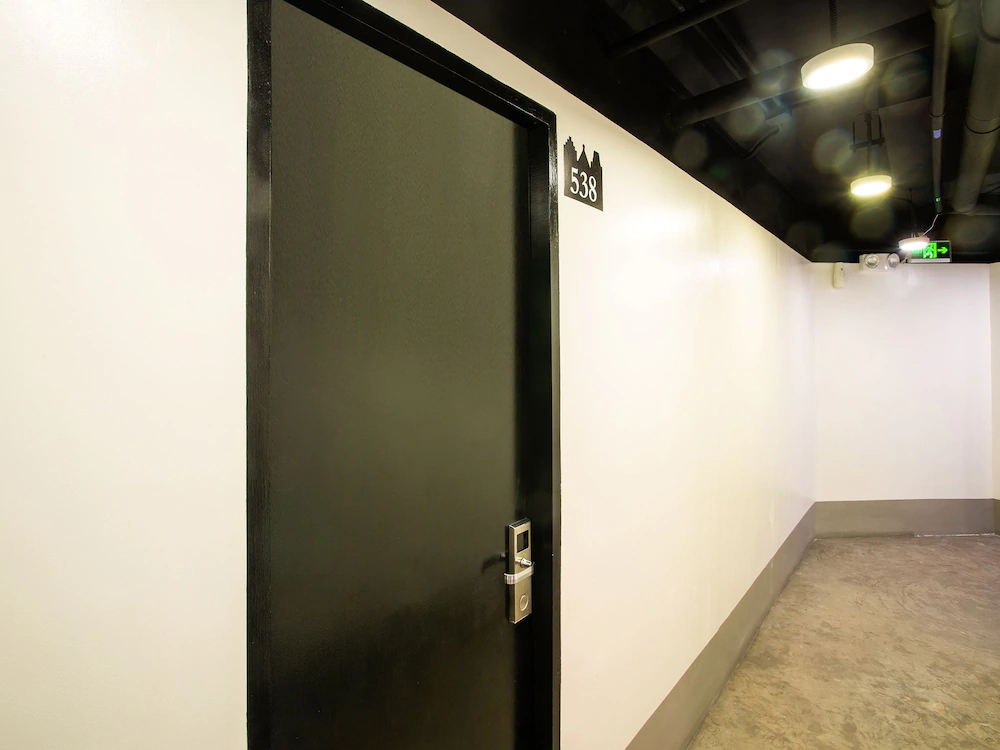 Mytown Amsterdam by OYO Rooms