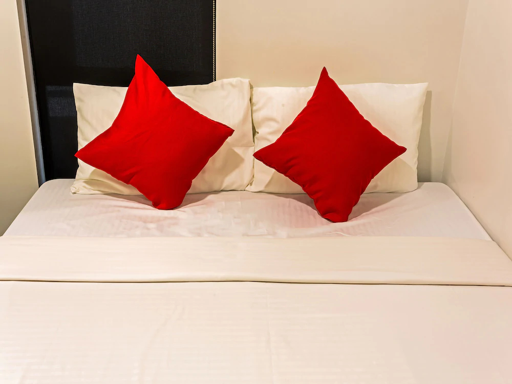 Mytown Amsterdam by OYO Rooms