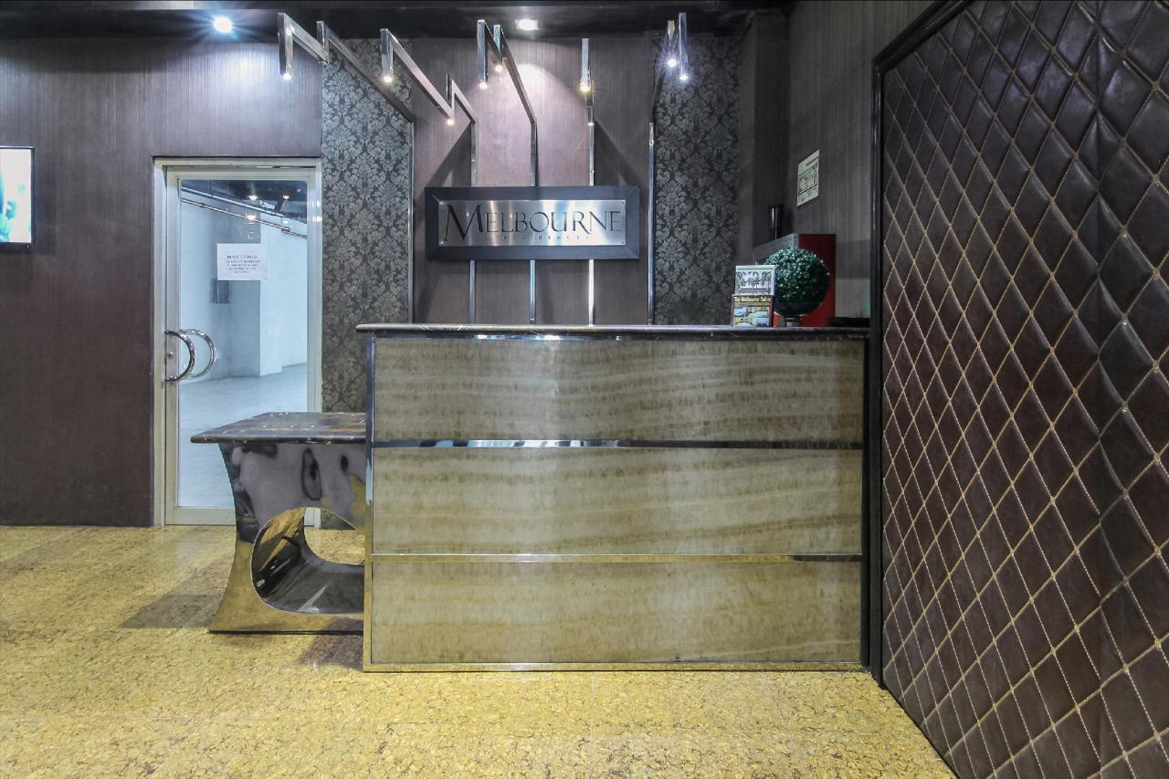 OYO 105 Melbourne Suites