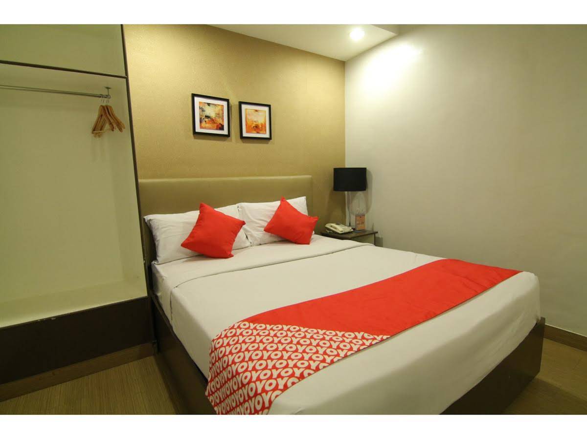 OYO 106 24h City Hotel