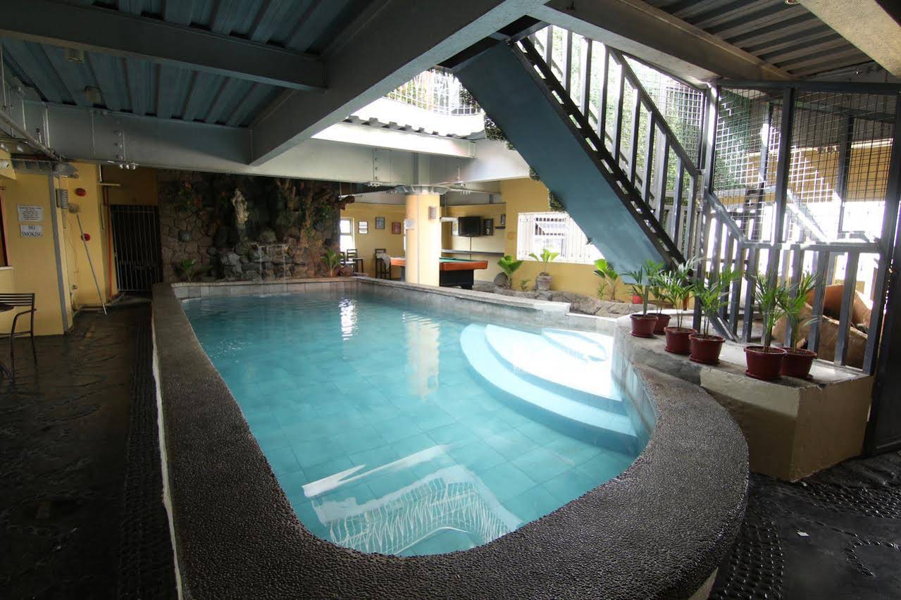 OYO 106 24h City Hotel