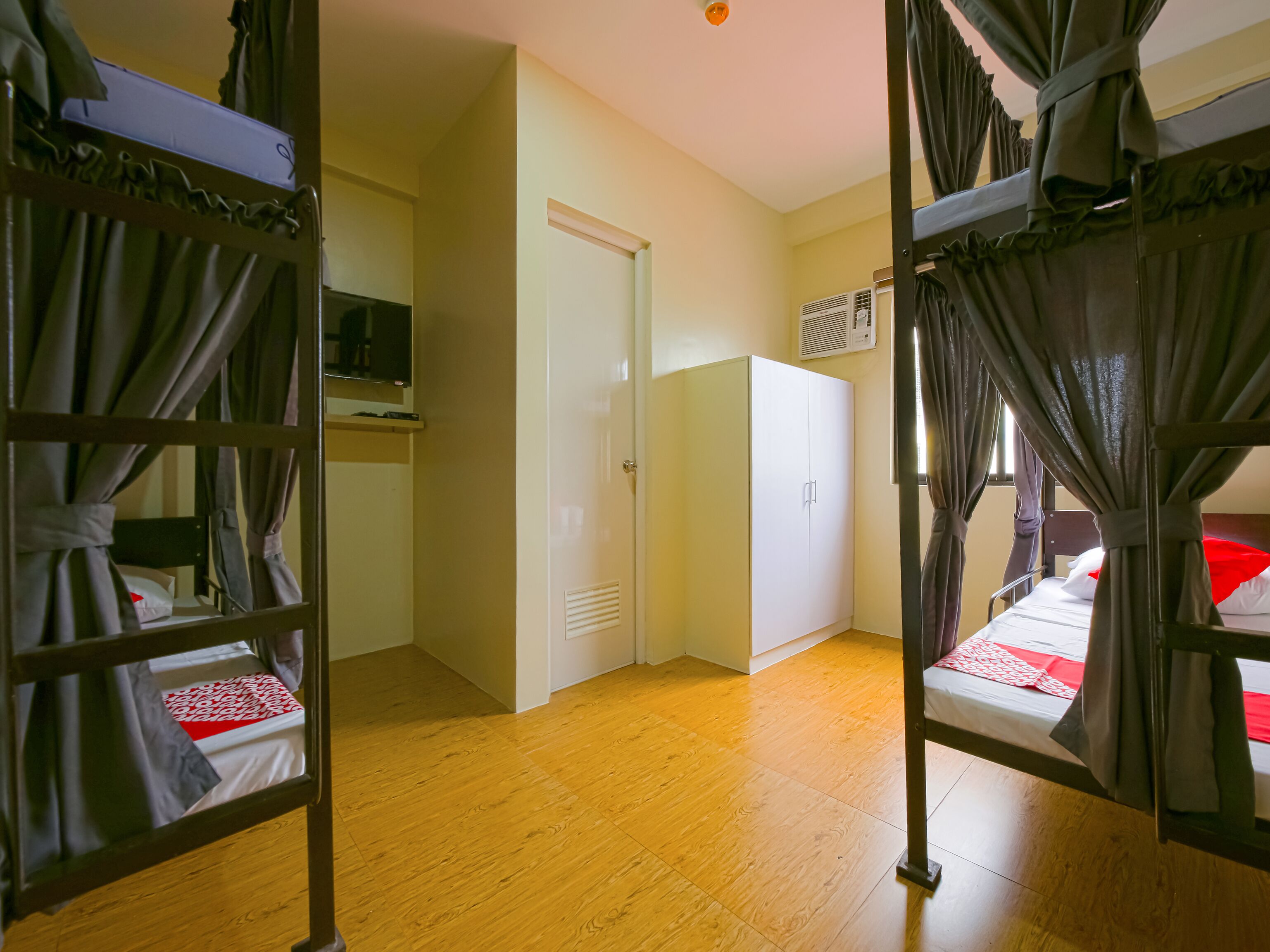 OYO 818 The Budget Inn