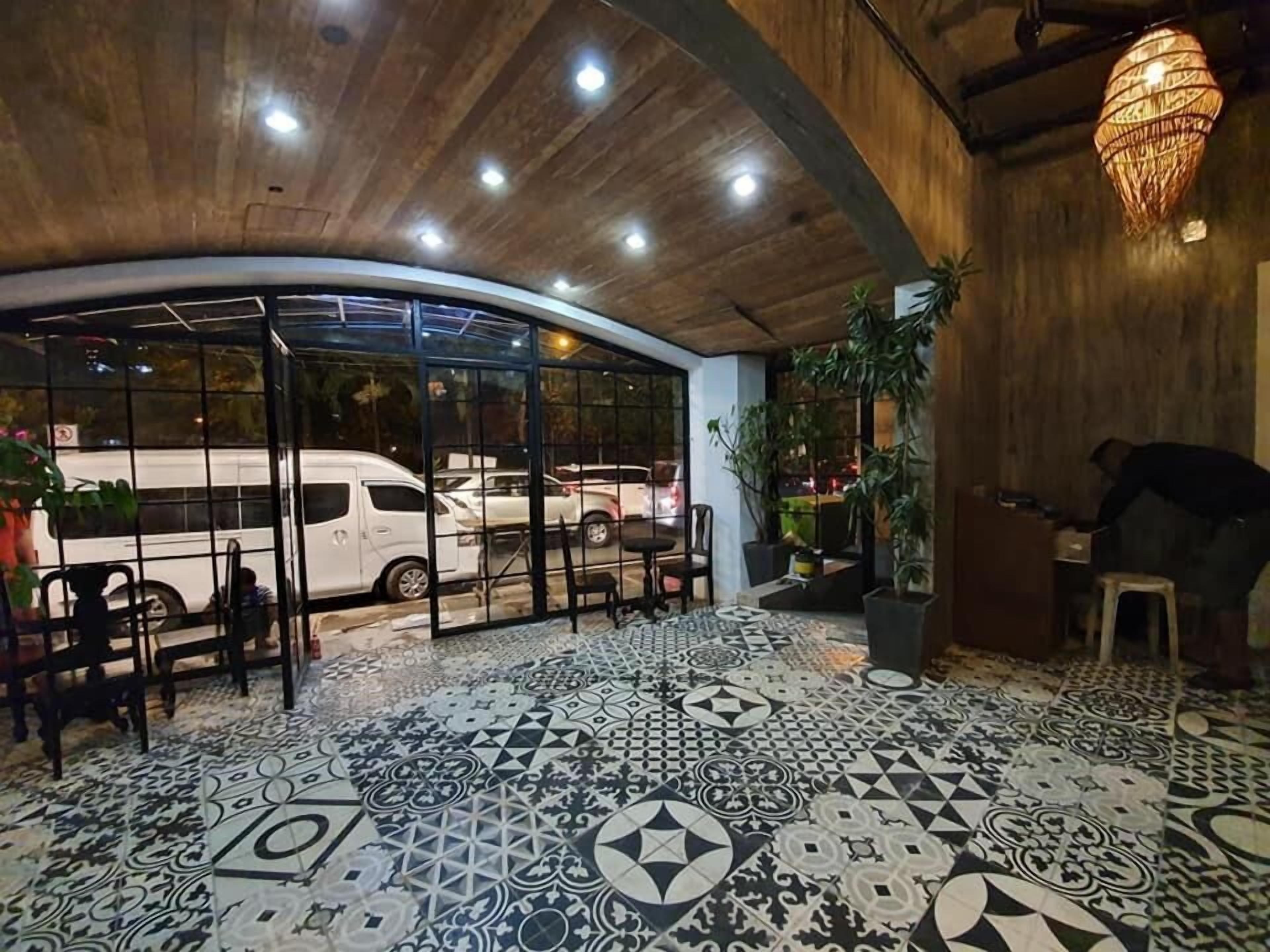 Connector Hostel by OYO Rooms