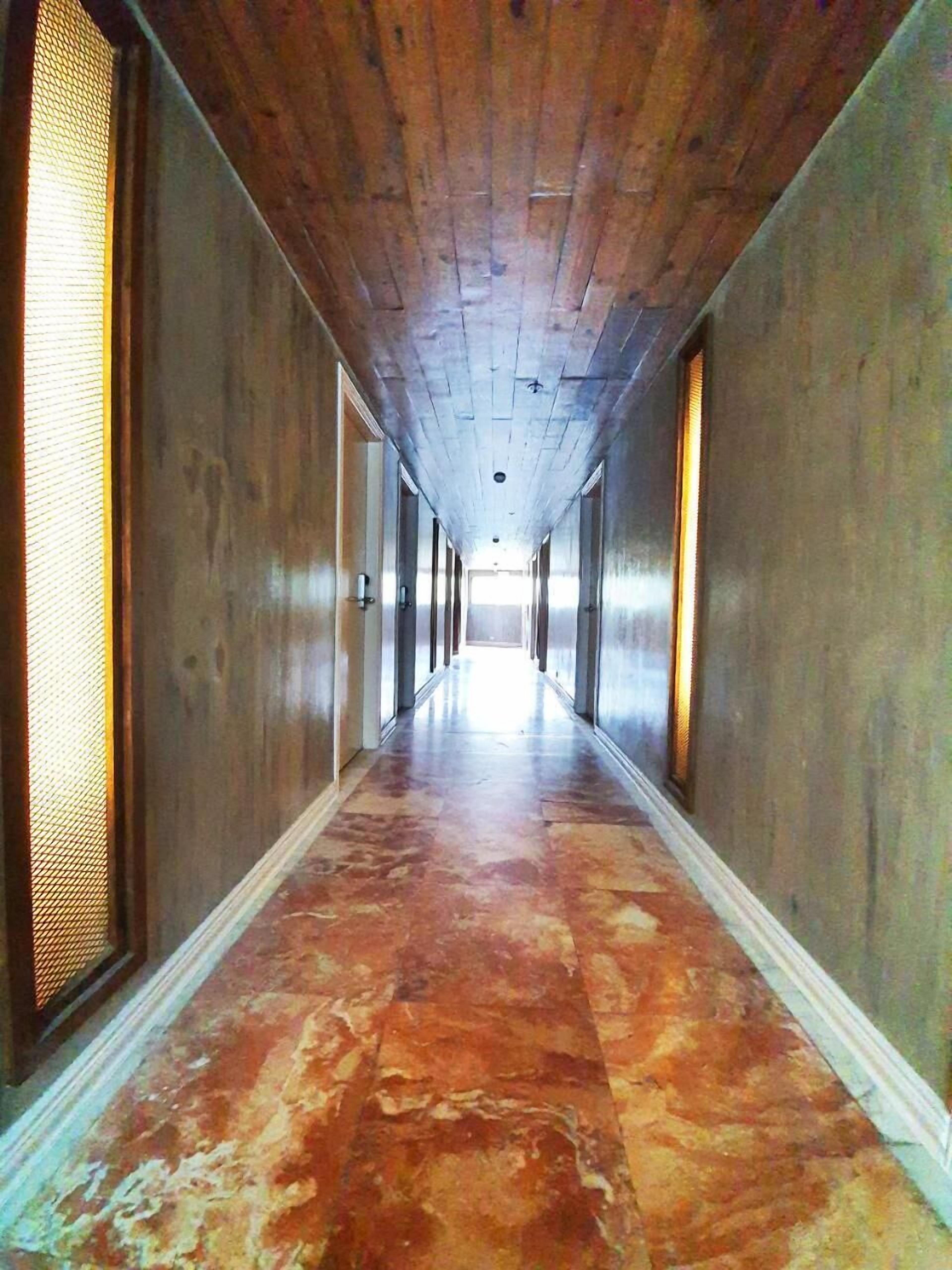 Connector Hostel by OYO Rooms