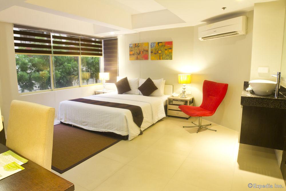Palm Rock Residence by ZEN Rooms