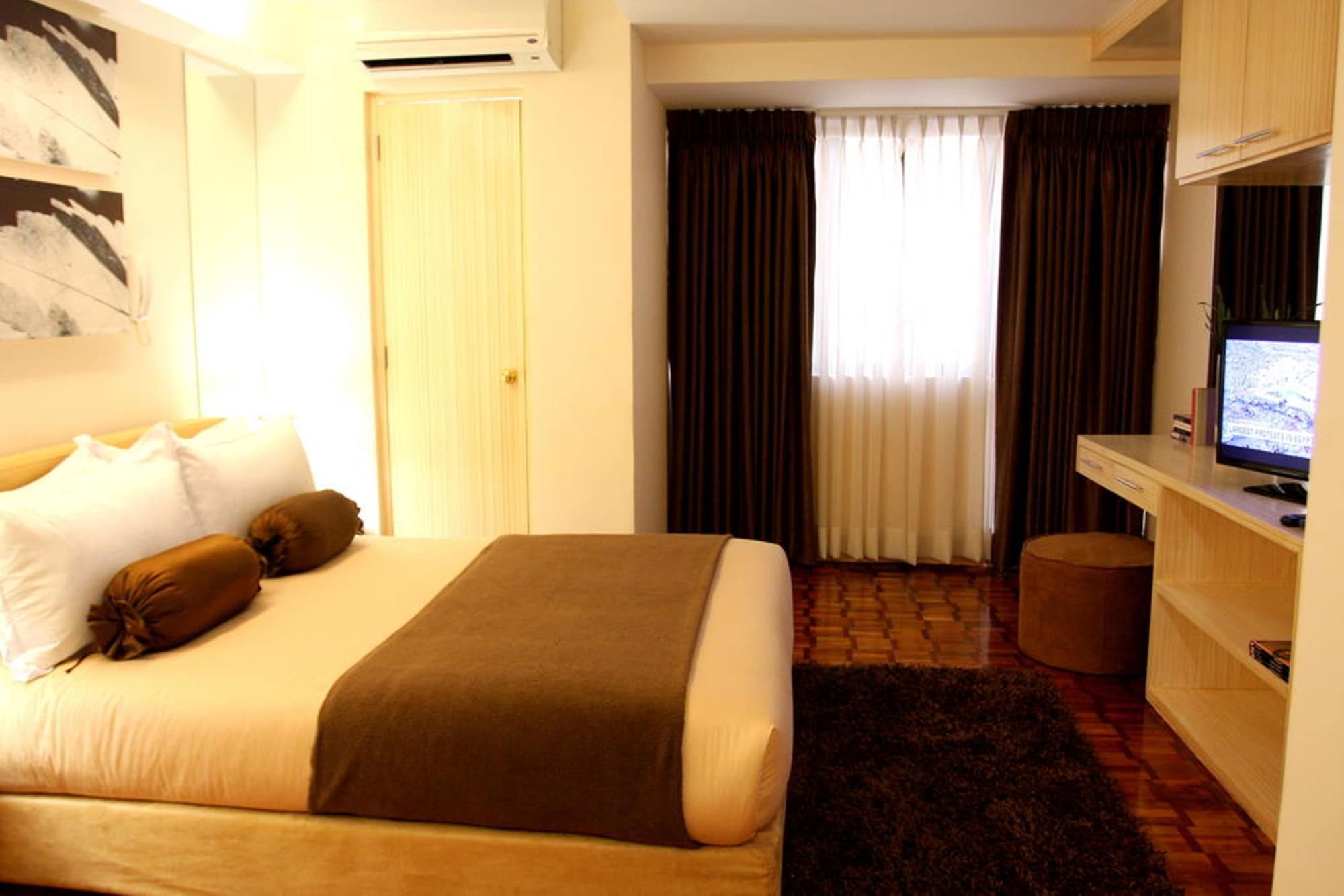 Prince Plaza II Condotel